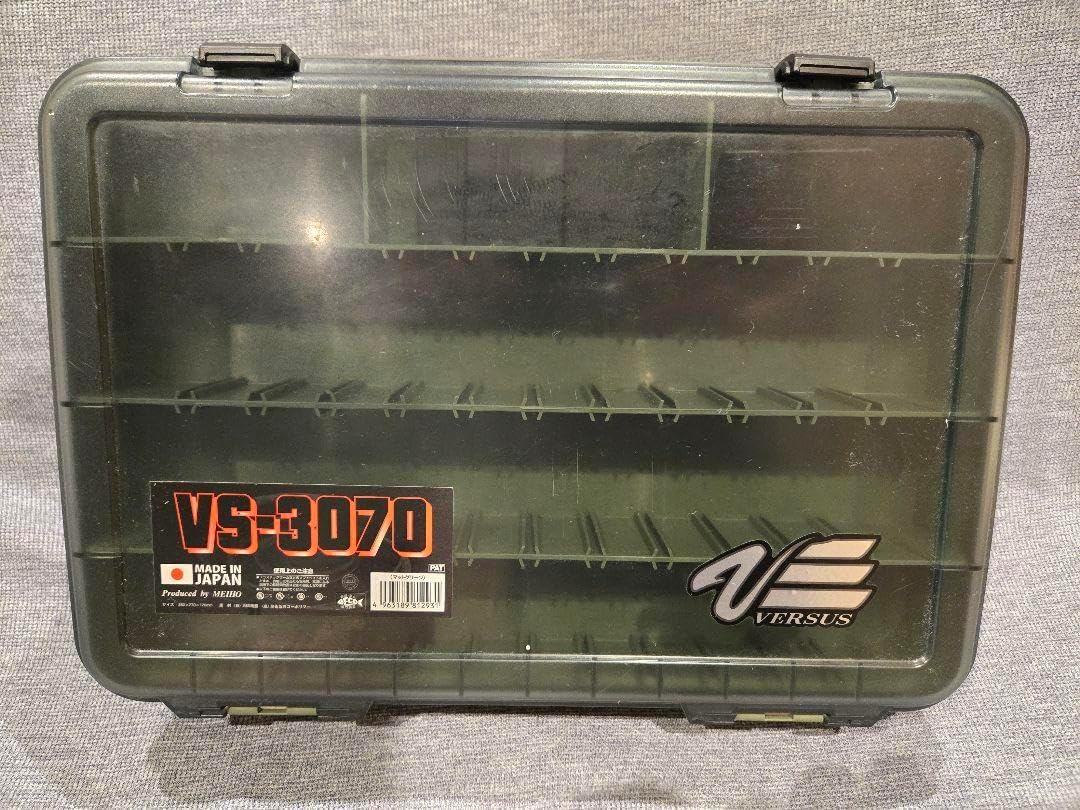 ジャッカル、レイドジャパンルアー 13個　RYUGIケース付き ジャッカル、レイドジャパンルアー 13個 RYUGIケース付き