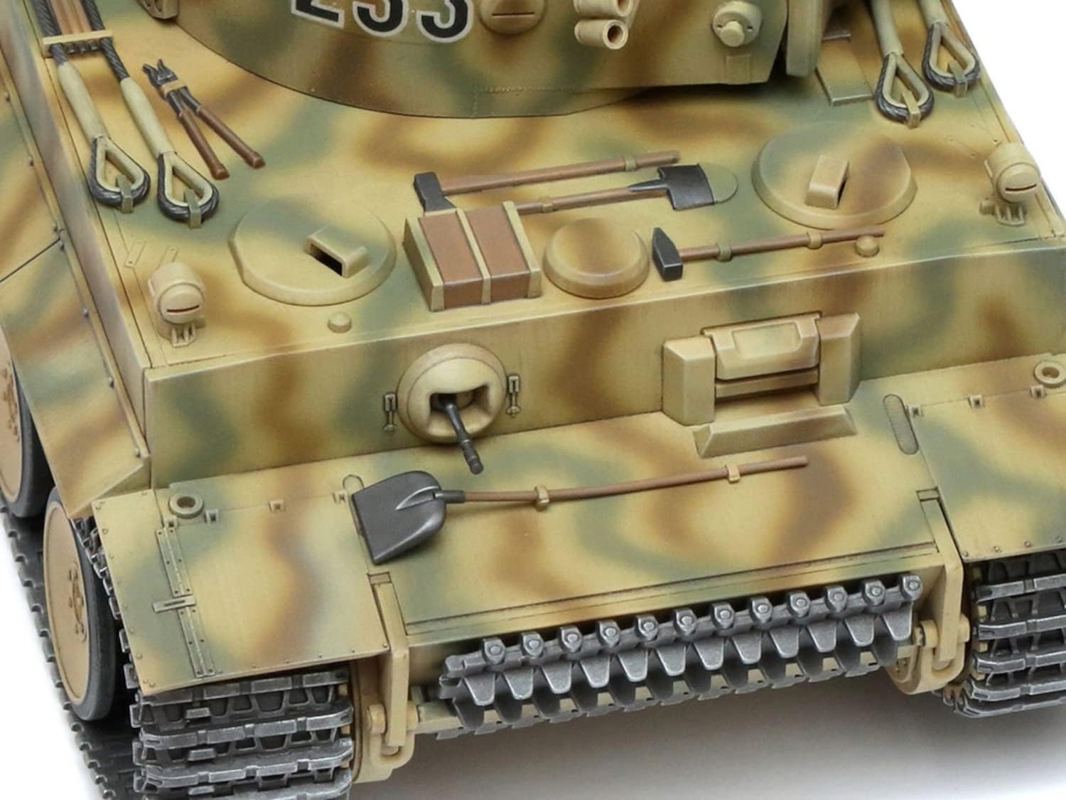Tamiya 32603 1:48 SdKfz. 181 Tiger I Eastern Frü.Prod. Model Building, Plastic Kit, Crafts, Hobby, Gluing, Plastic Kit, Unpainted, Multi-Coloured