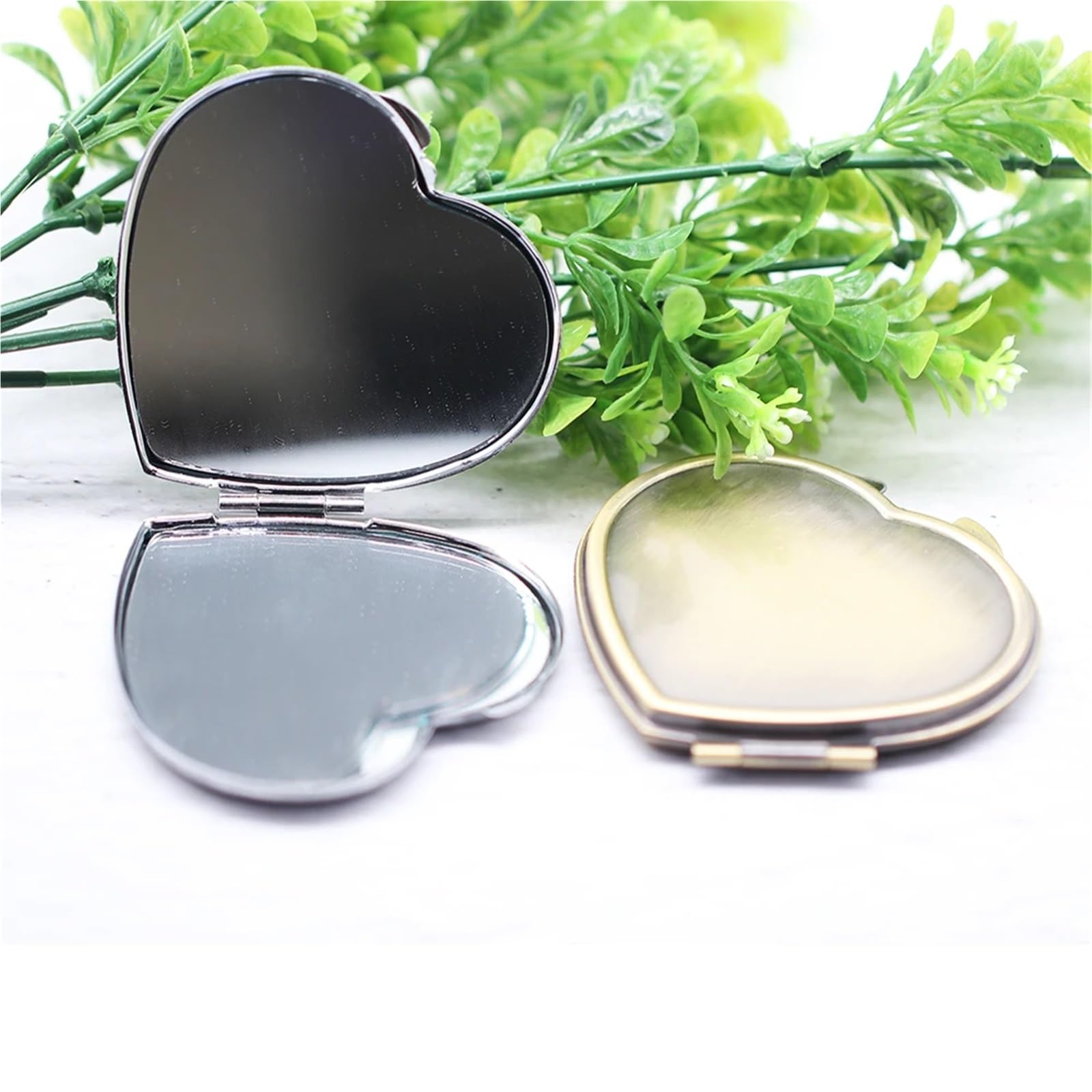 Specchietto Trucco 5pcs 67mm Heart Shape Folding Compact Mirror Pocket Makeup For DIY Jewelry Accessories Making(Bronze)