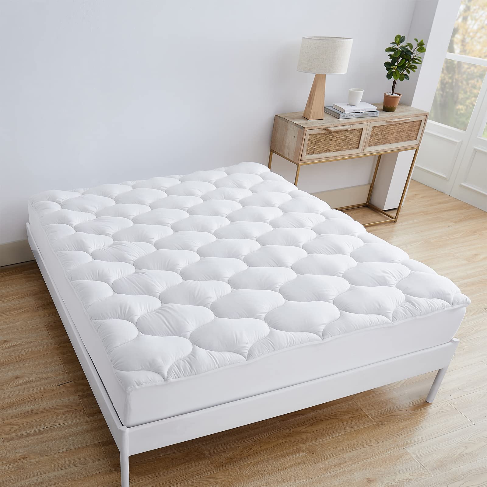 R.SHARE Surmatelas 200 x 200 cm, Mattress Topper Doux, Protège-Matelas Respirant, Enveloppement à 360 °C, Housse en Maille 3D, Certifié Oeko-Tex, Blanc