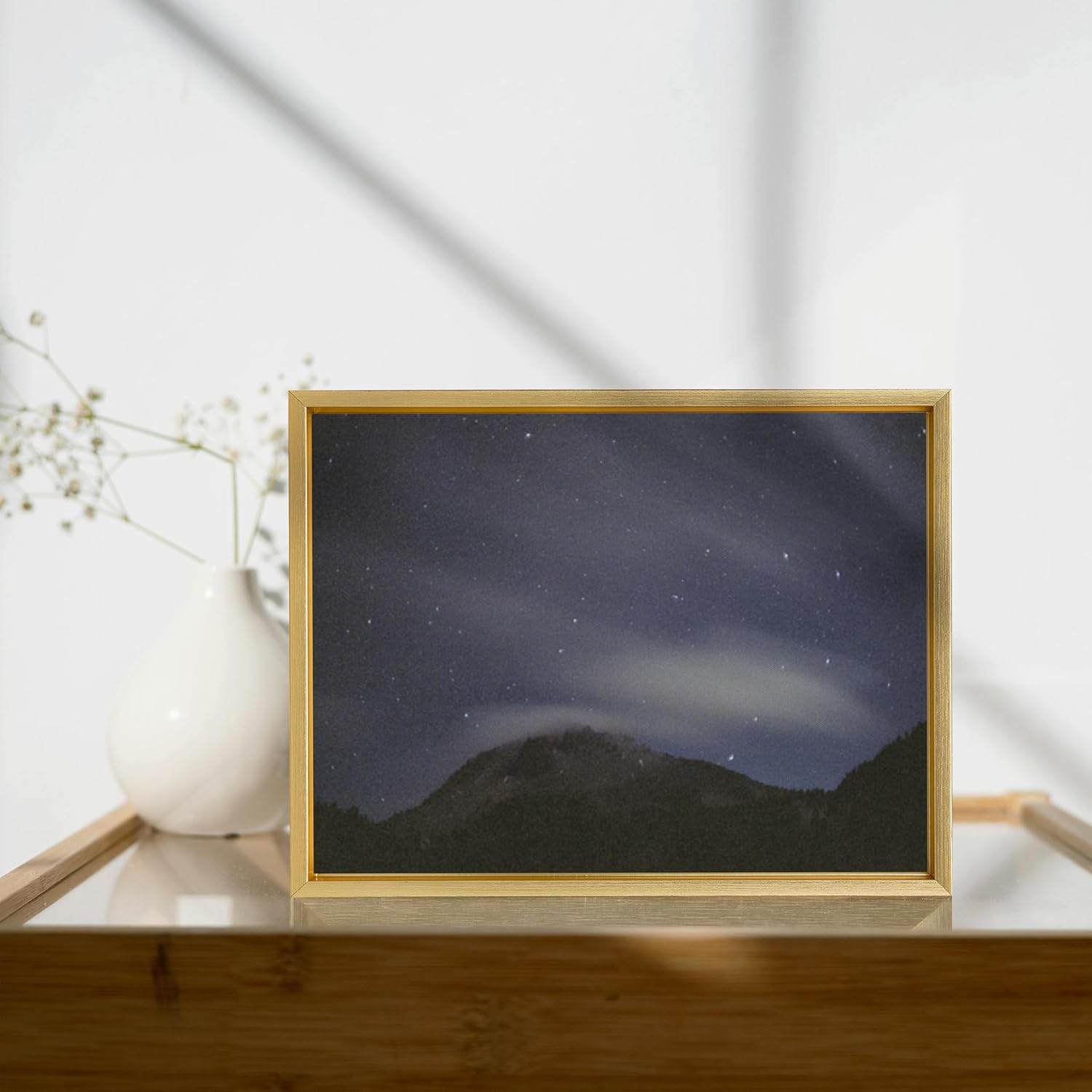 16x20 Canvas Floater Frame, Floater Frame for 0.6"-0.9" Deep Canvas Painting, Floating Frames for Oil Paintings, Painting Frames Kit(16"x20", Gold)