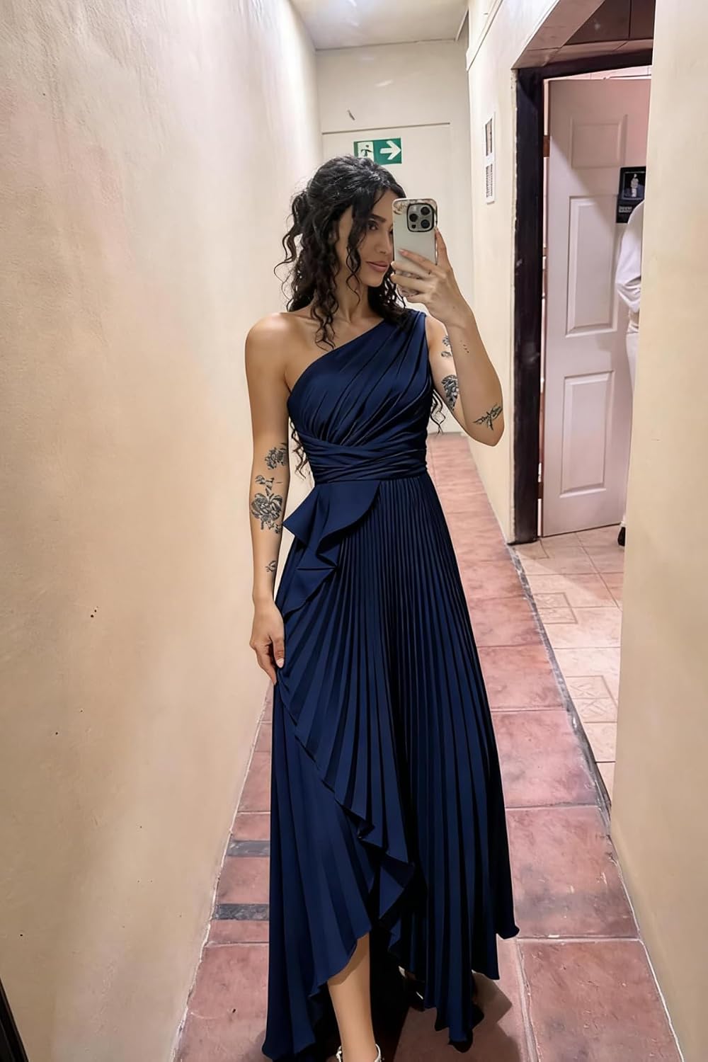 One Shoulder Bridesmaid Dresses with Slit Pleated Satin Hi-Low Prom Dress Long Formal Evening Gown for Women