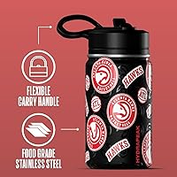 Vista 3 de Hydrapeak x NBA Botella de agua mini de 14 onzas oficialmente licenciada de los Atlanta Hawks para niños con tapa con popote y asa, reutilizable