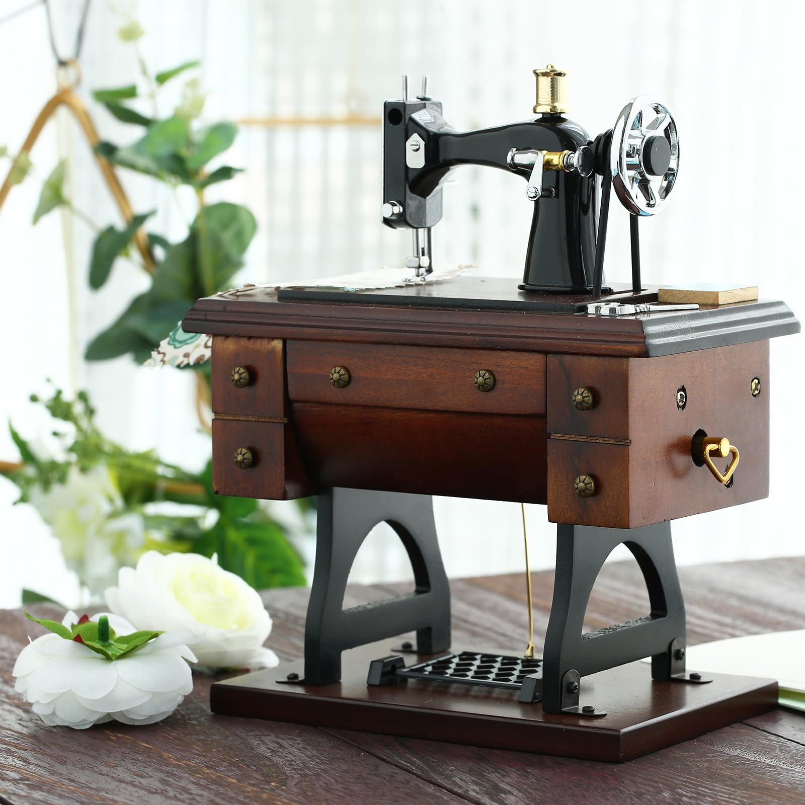 Carillon musicale vintage con macchina da cucire, in legno, meccanico, per festa della mamma, compleanno, per moglie, fidanzata, nonna, mamma, amica, suona la melodia "You Are My Sunshine