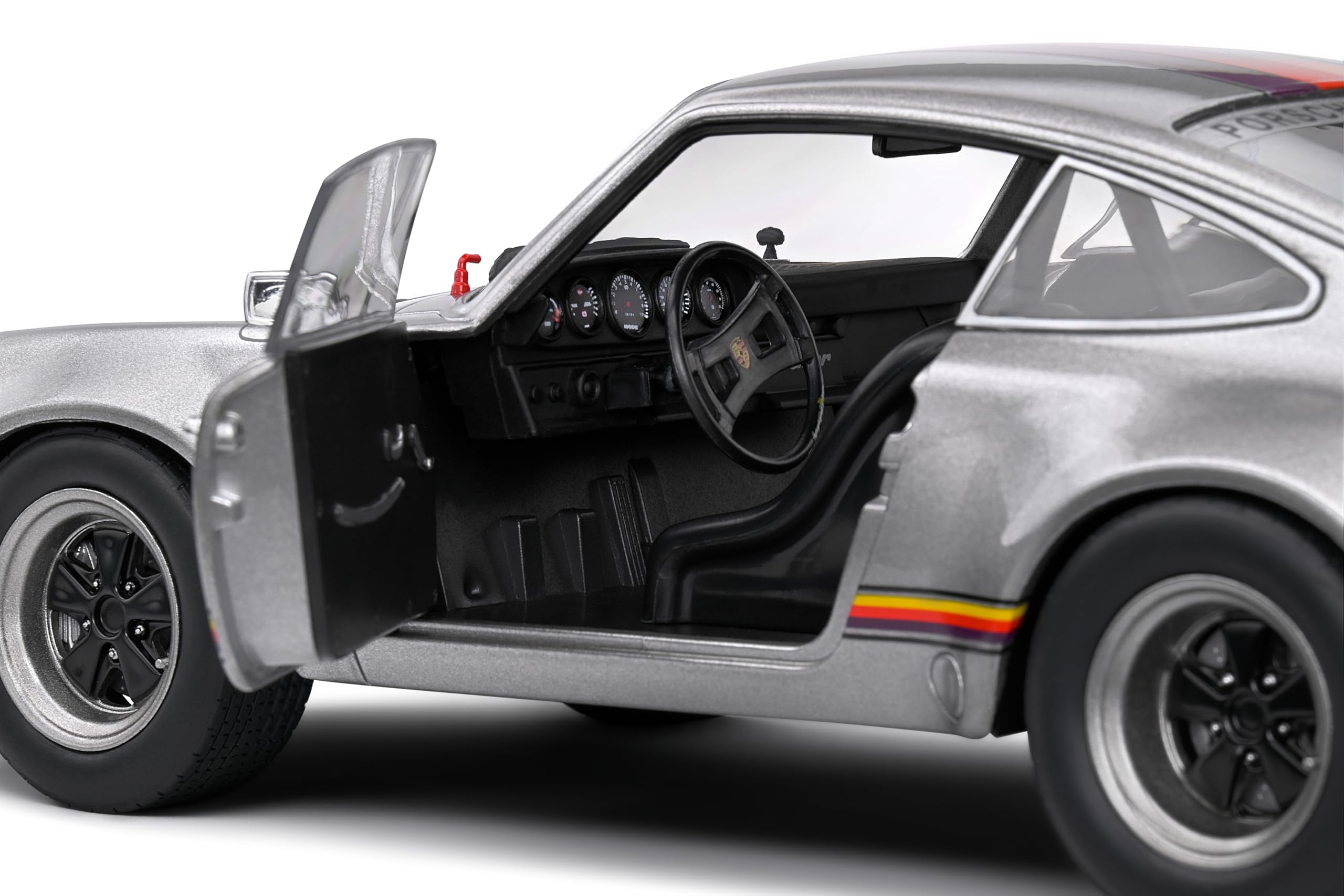 Solido 1:18 Porsche 911 RSR Kremer 1973 Silber