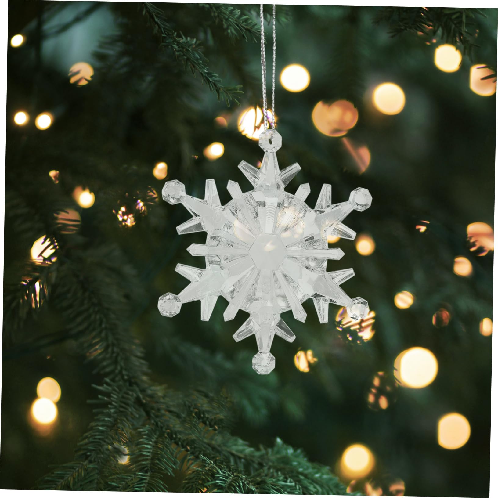 Alipis 50 Stück Acryl Schneeflocken Anhänger Hängende Weihnachtsdekorationen für Weihnachtsbaum und Fenster Weihnachtsfeier Winter Festliche Deko in Silber
