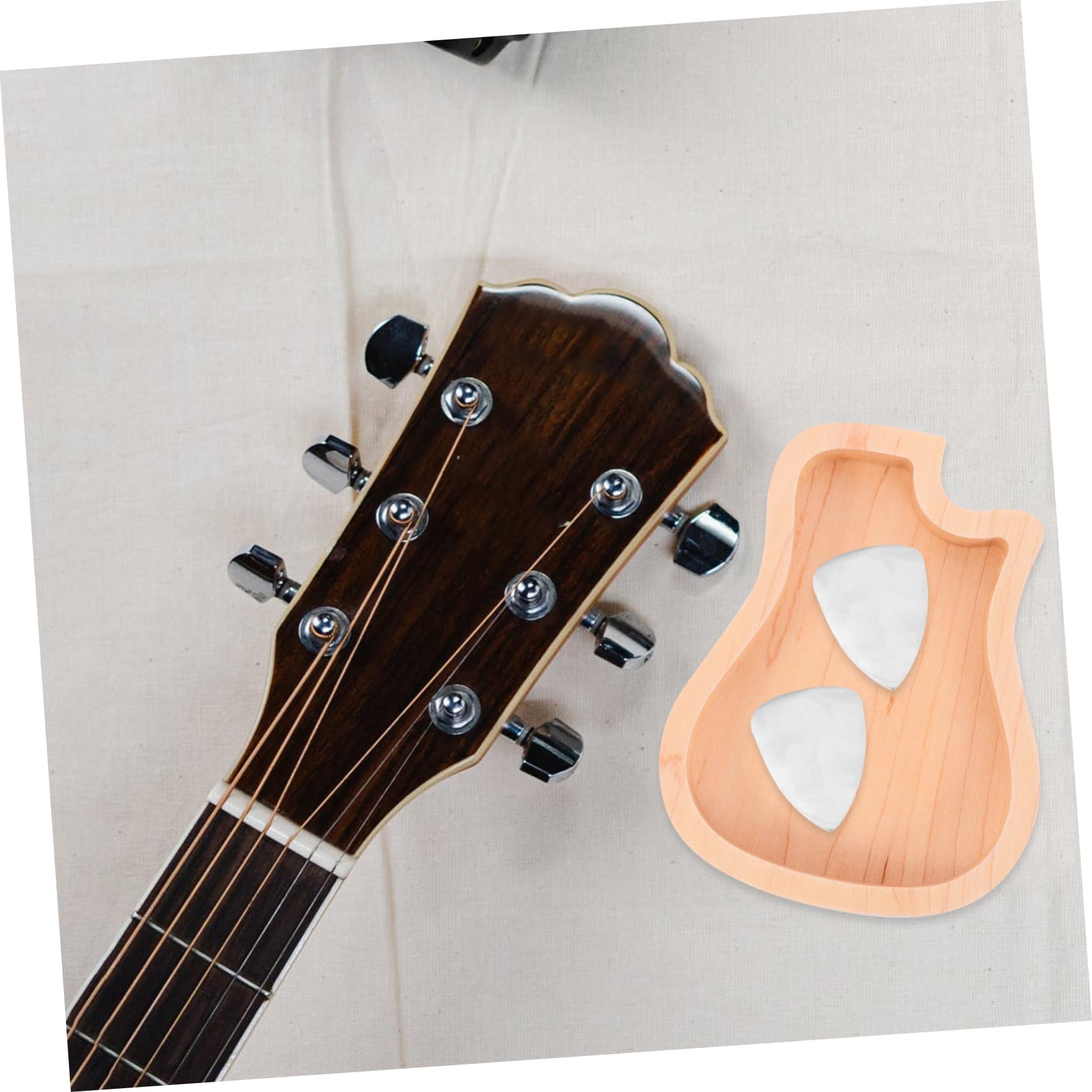 Kisangel 3 Piezas Estuche de Púas de Guitarra de Madera de Arce Forma de Guitarra Caja de Almacenamiento Púas de Jazz y Estándar Marrón