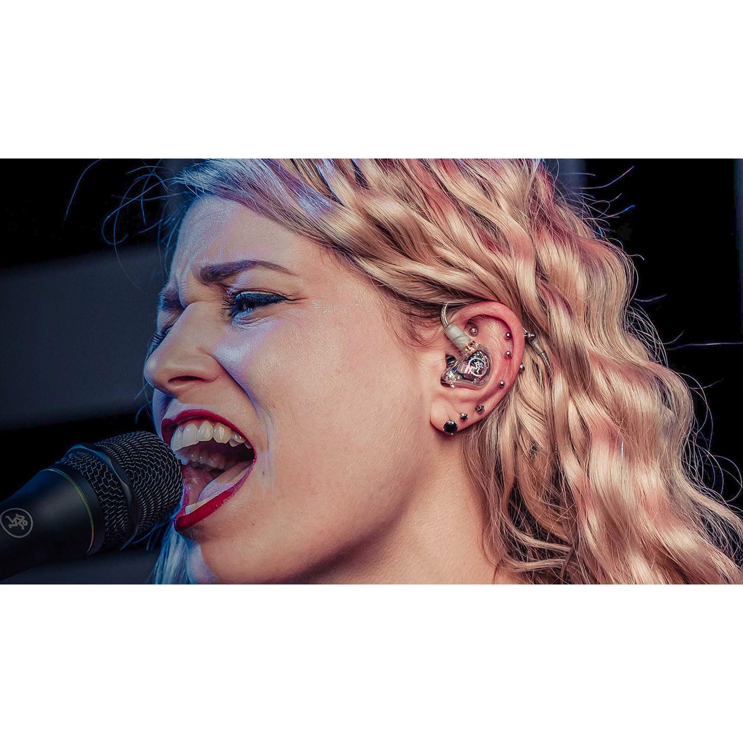 Mackie MP-320 - Auriculares in-ear con adaptador Bluetooth y paño keepdrum
