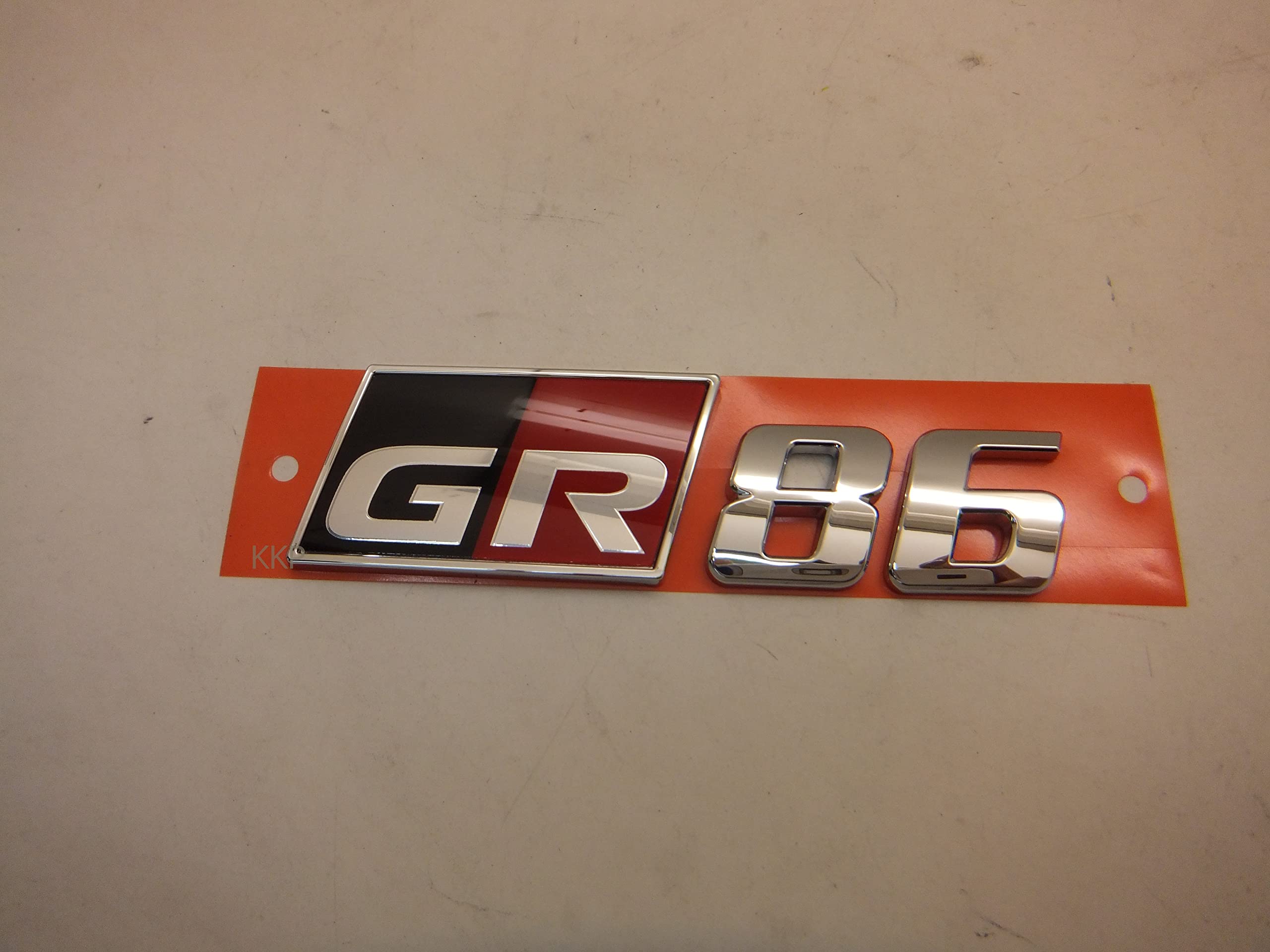 Amazon | トヨタ GR86(ZN8)リアネームプレート | エンブレム