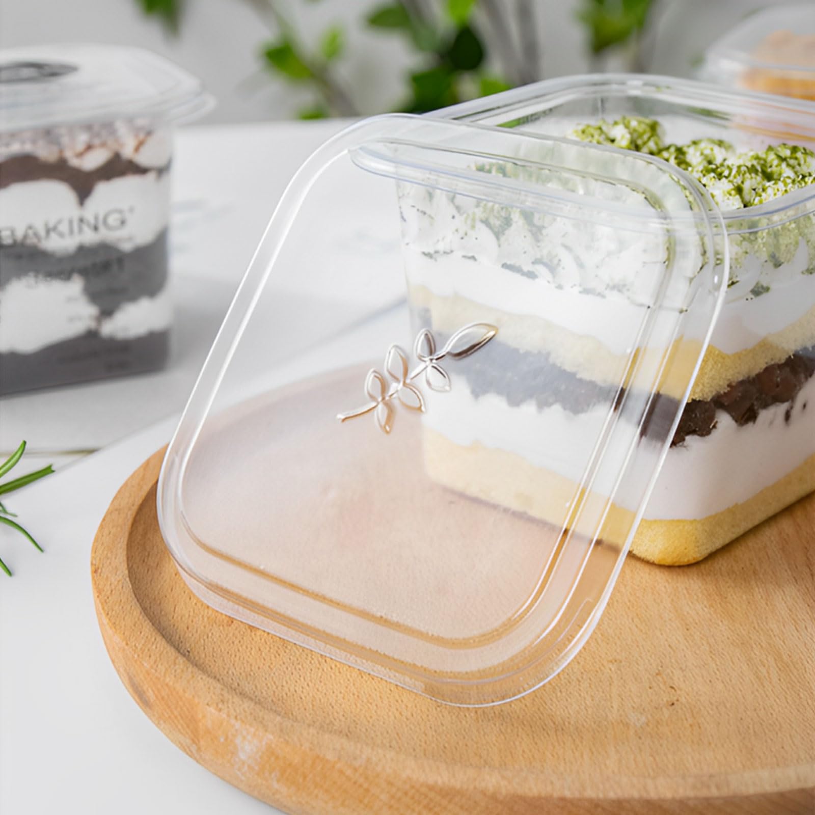 Lot de 100 gobelets à dessert carrés en plastique transparent avec couvercles pour cupcakes, pudding, mousse, crème glacée - 360 ml