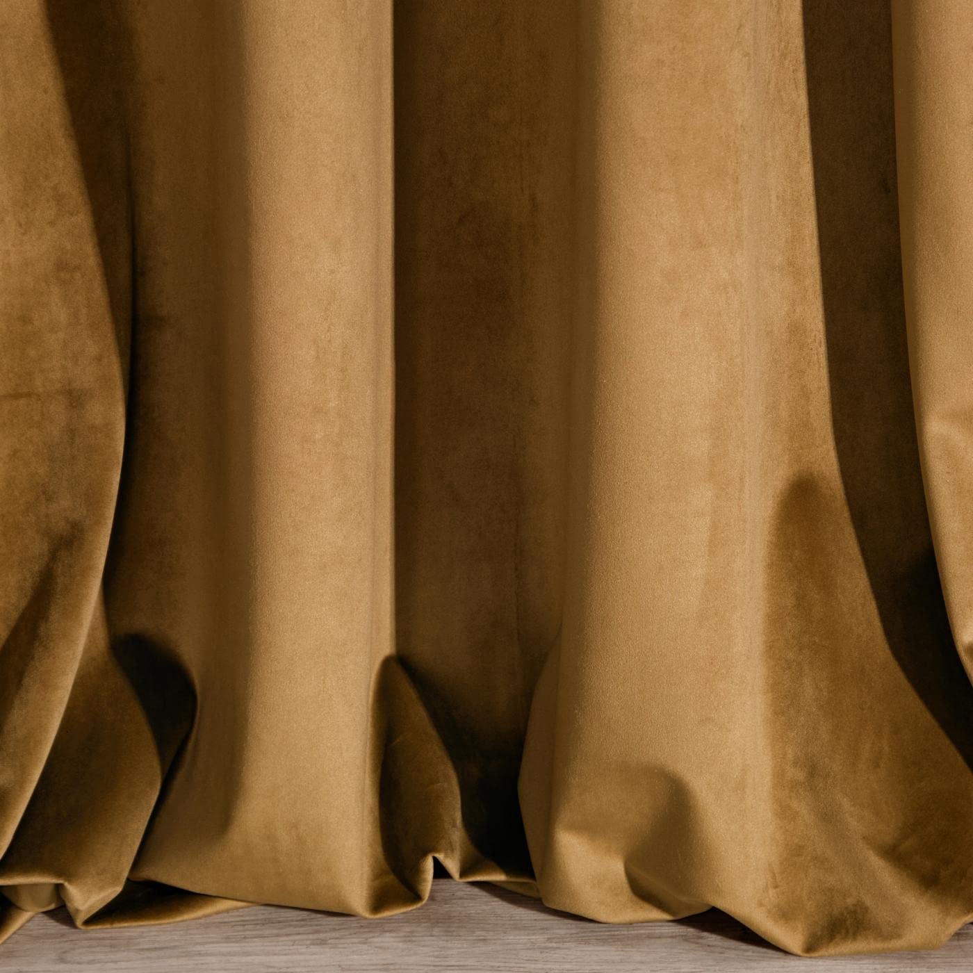 Eurofirany VILLA Soft Plain Opaque Velvet Curtain with Eyelets, 1 Unit - Image 4