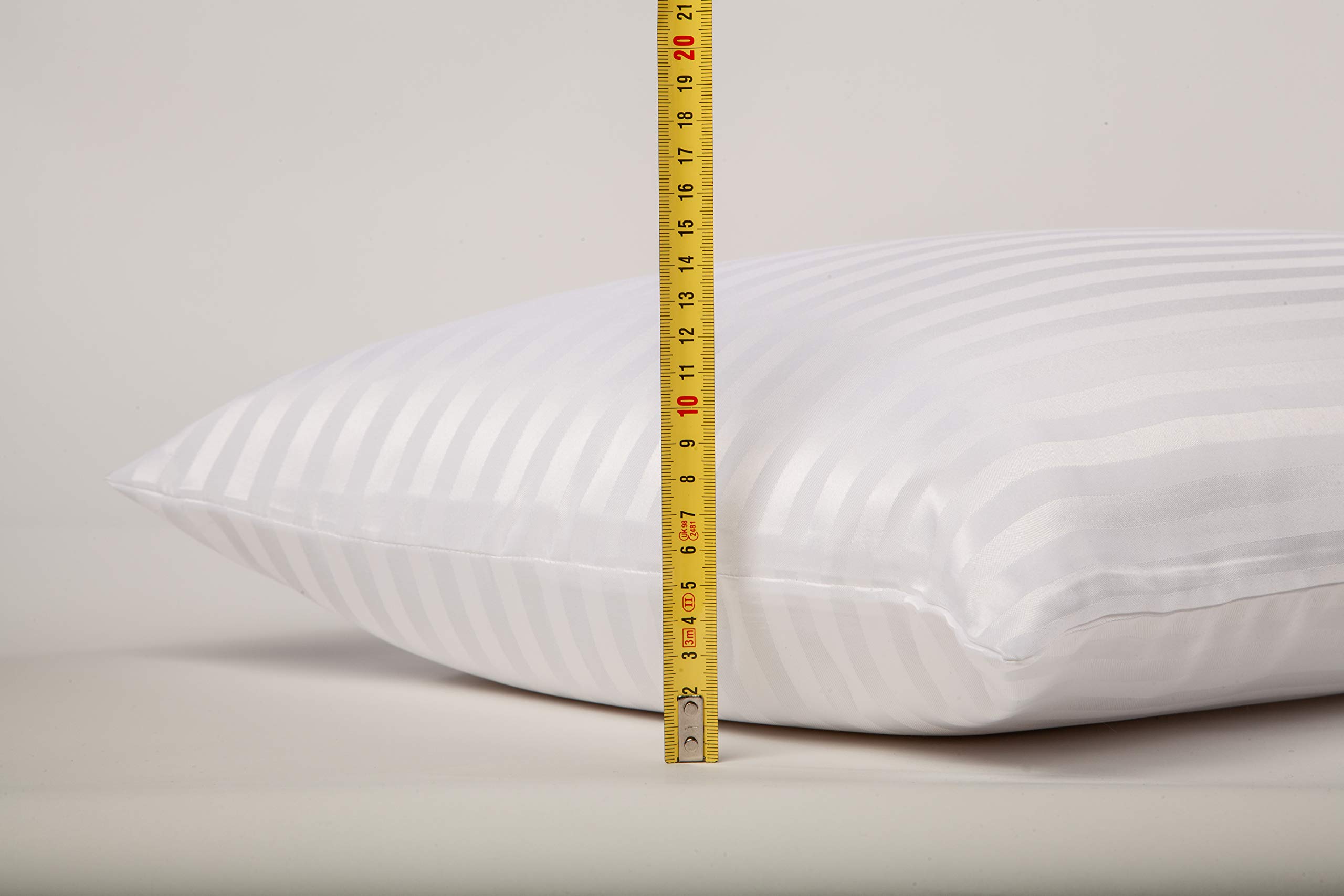 SEASONS - Almohada de Fibra con Tacto Pluma, 150 cm, Antiácaros, Tejido Satén Algodón, Ligera y Transpirable, Doble Funda, Tratamiento con Limpieza de Ozono, Fabricado en España