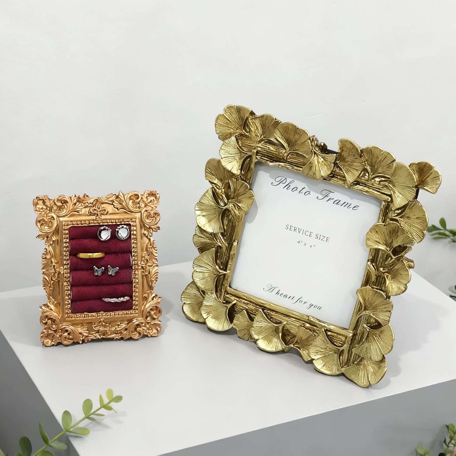 1PCS Vintage Velvet Ring Earring Holder Jewelry Display Frame Vanity Dresser Wedding Photo Prop Gift for Women Holds Multiple Rings Stud Earrings (3.94"x3.15")