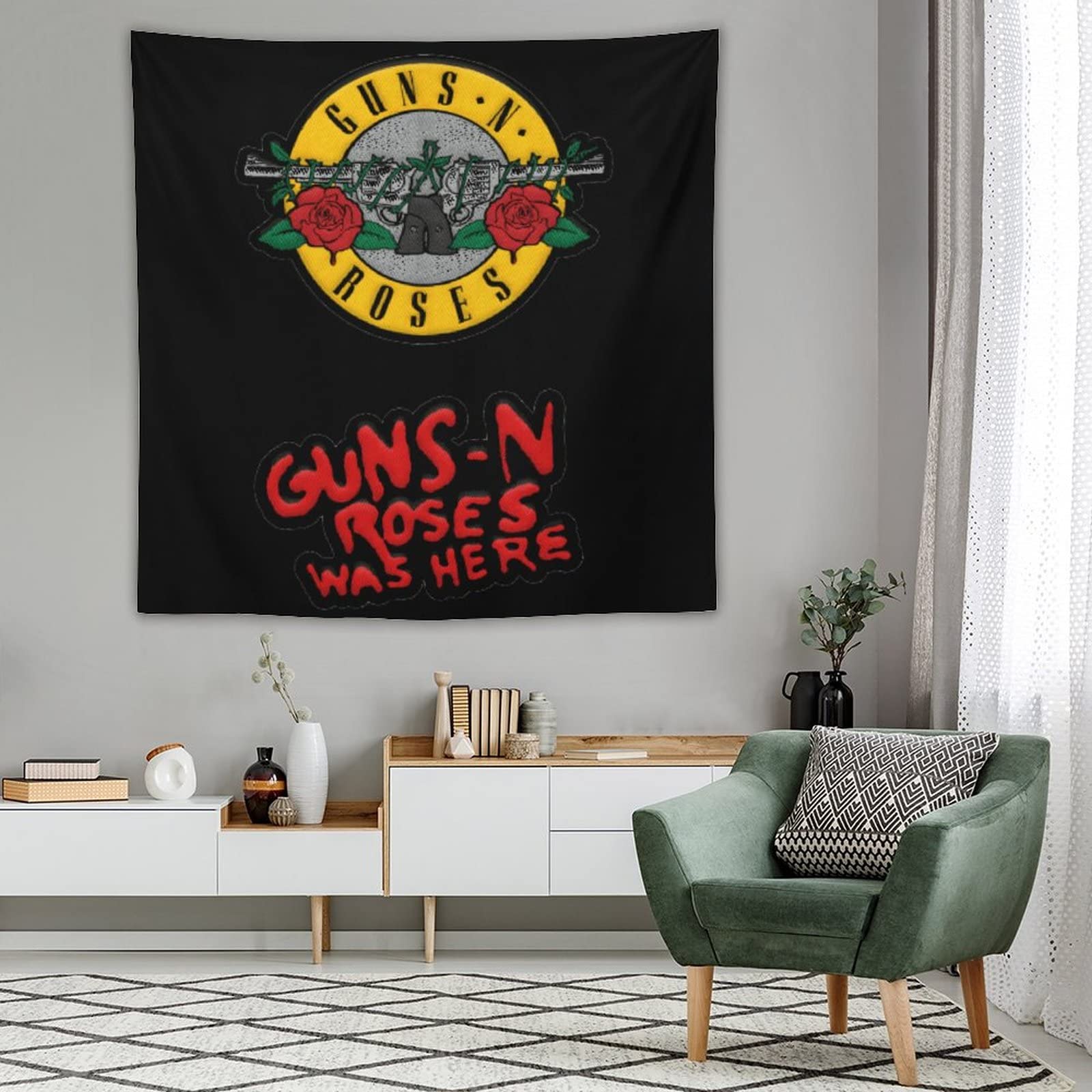 ガンズ・アンド・ローゼズ　タペストリー Amazon.co.jp: Guns N' Roses ガンズ・アンド・ローゼズ