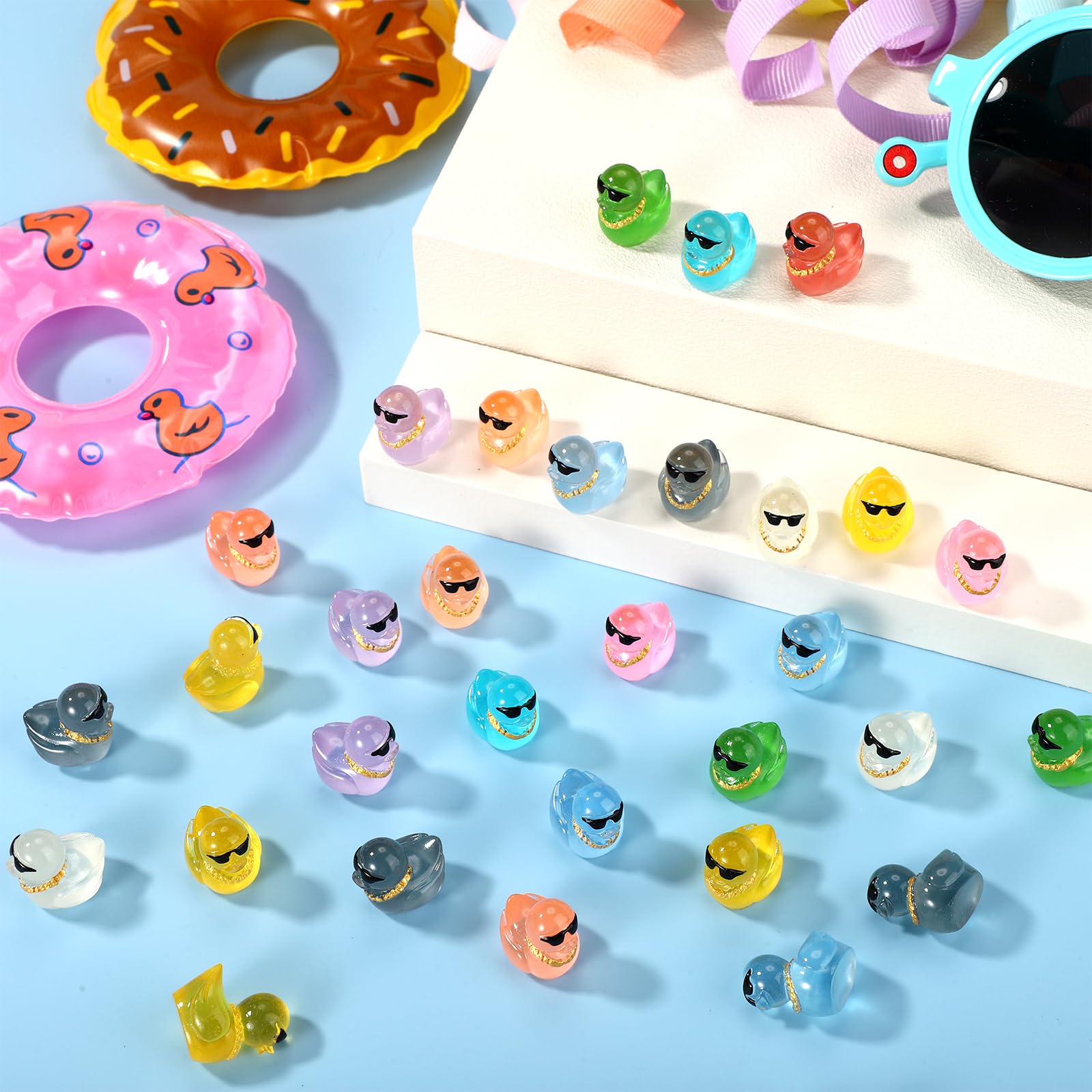 Tinoaly 100pcs Mini Ducks with Sunglasses & Gold Chain - Image 3