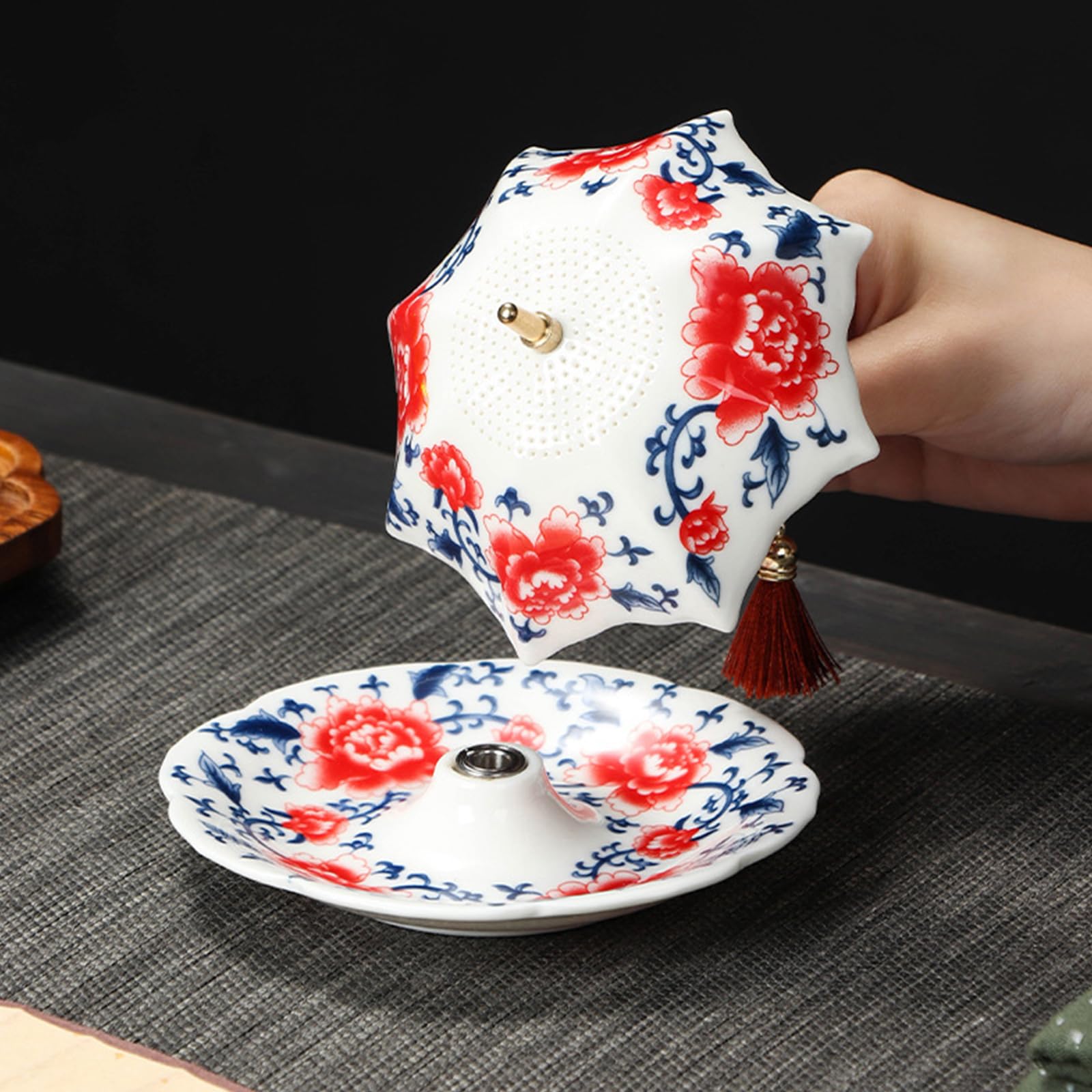 Infuseur à thé en porcelaine délicate, en forme de parapluie, avec support assorti, un chef-d'œuvre de la tradition chinoise bleue et blanche pour une infusion parfaite-Peony Flowers Set-2PCS