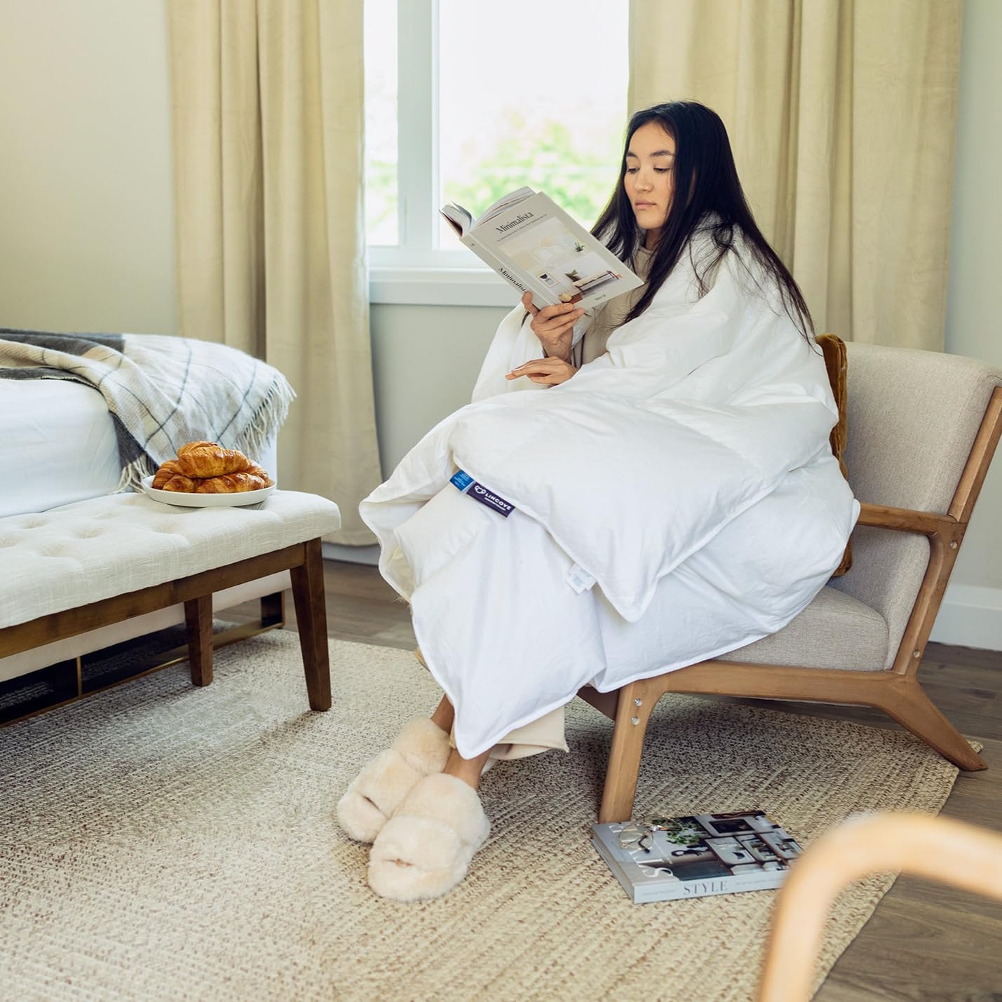 Lincove Signature Moving Bundle with Two 100% Canadian White Down Pillows and One Canadian Down All Season Comforter (King Bundle - Soft)