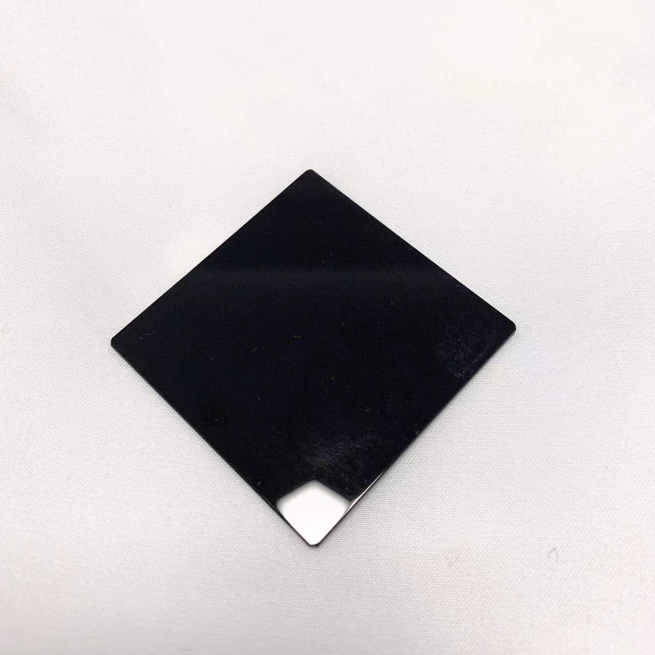 2 pièces Taille Totale 80x70mm 760nm Filtre Passe IR Verre HWB760