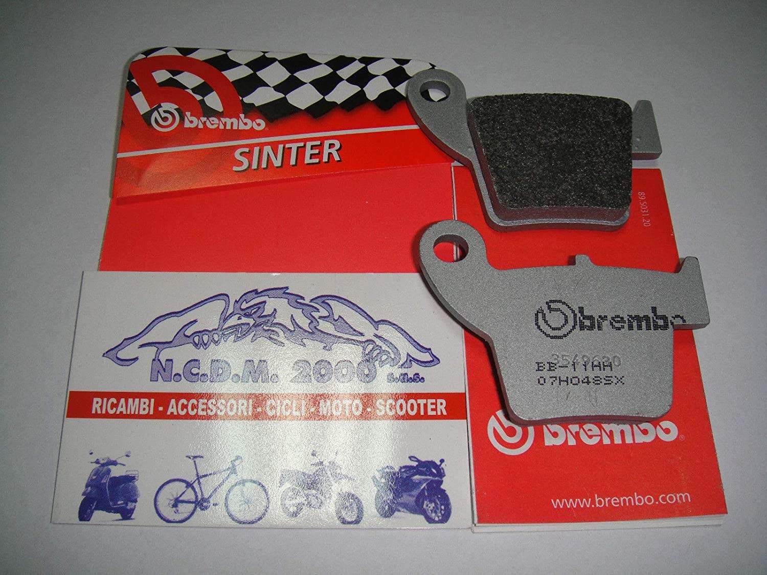 PASTIGLIE FRENO POSTERIORI BREMBO SINTER RACING CRF R 250 2018-2019 CRF X 250 2004-2017 CRF R 450 2002-2016 CRF R 450 2017-2019 CRF X 450 2005-2017