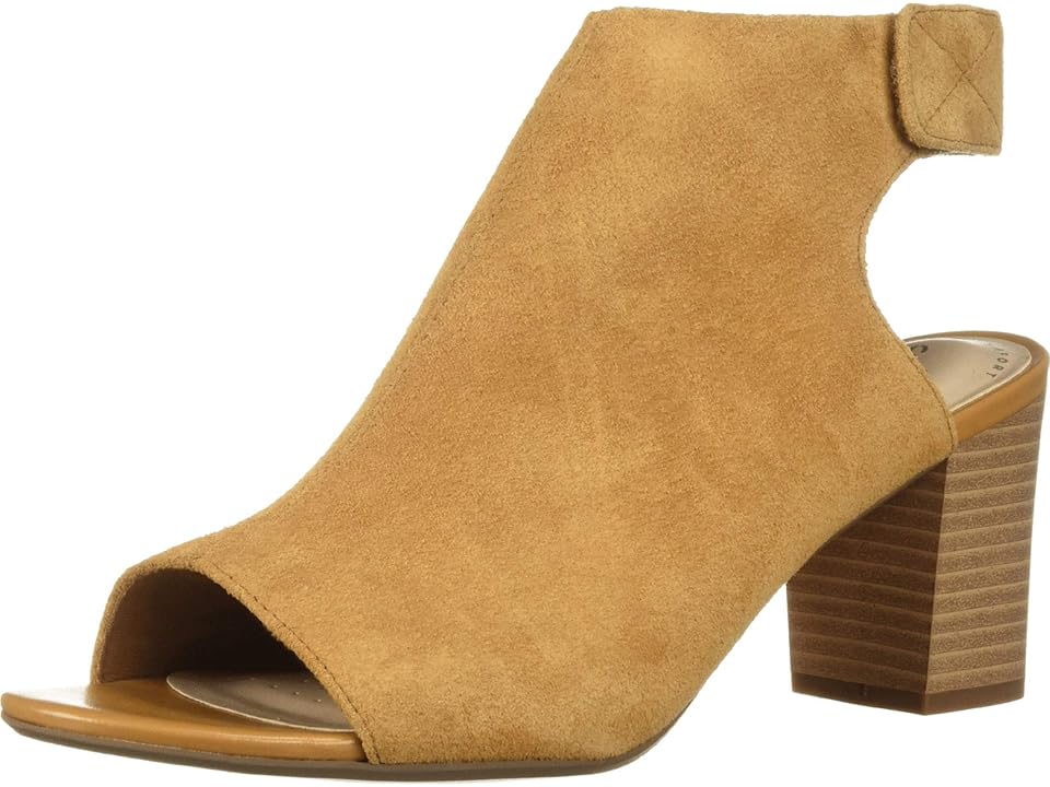 

Clarks Deva Bell (Tan Suede) High Heels