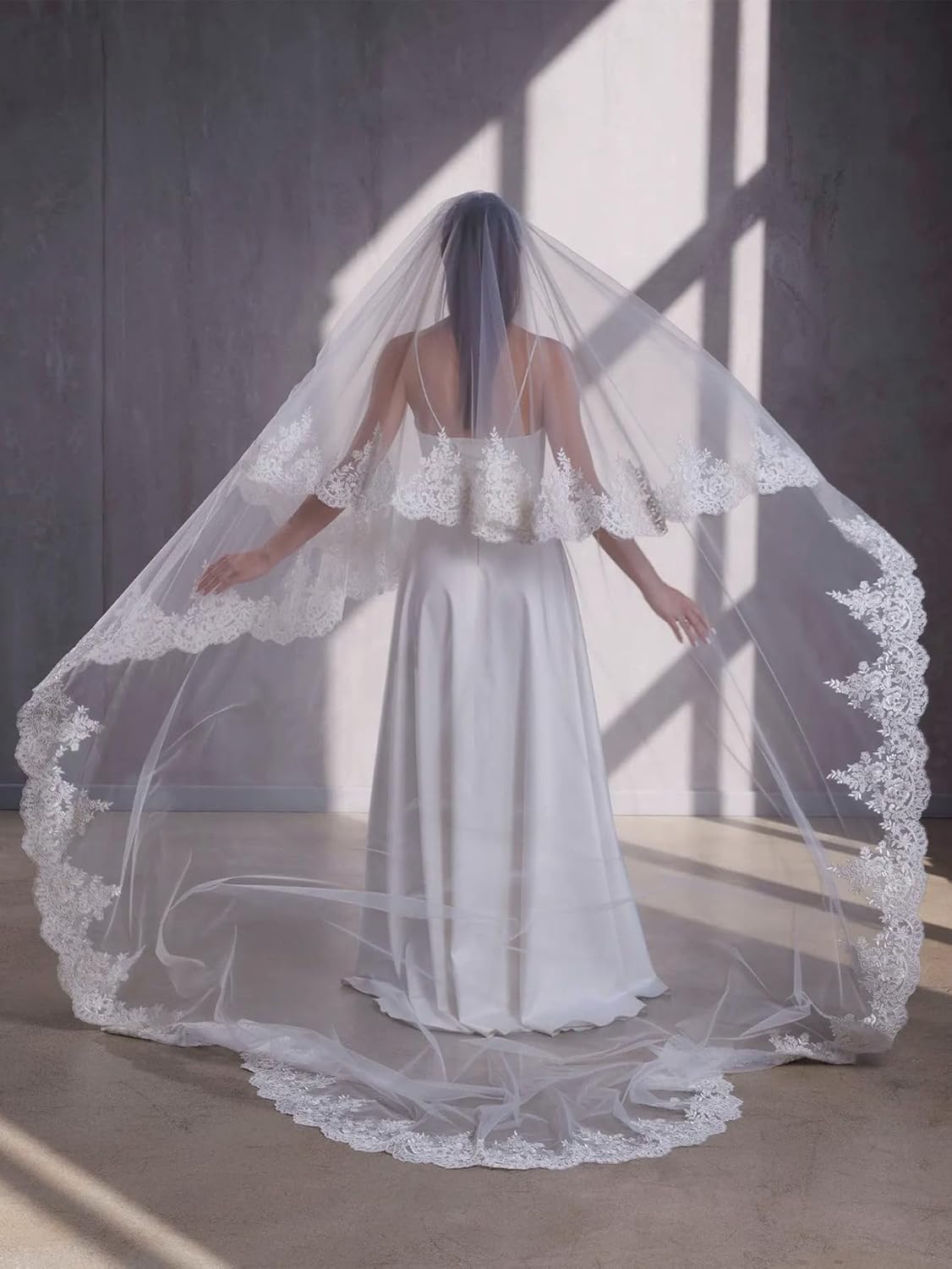 2 Tier Lace Applique Cathedral Length Blusher Wedding Bridal Veil with Comb