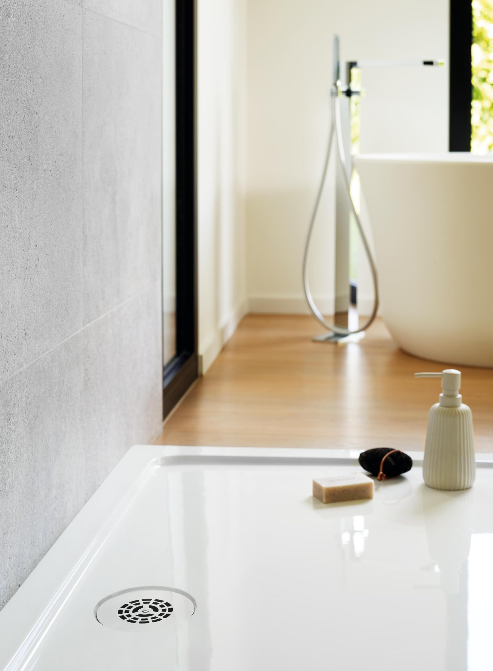 Wirquin Slim+ Duschablauf, extraflach, Ø 90 mm, SMART Membran, Gitter, flach, gebürsteter Edelstahl