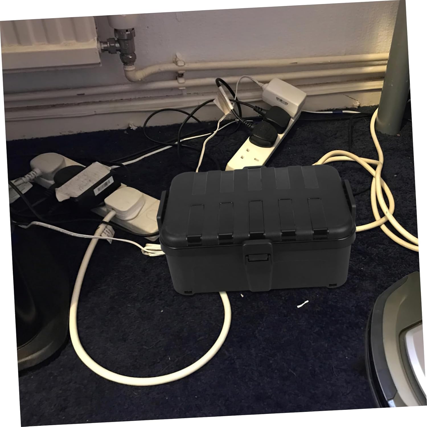 POPETPOP Weatherproof Extension Cord Cover Durable Outdoor Connection Box for Garden and Patio Easy Tool Installation Rainproof Design for Electrical Protection Versatile Use for Lighting