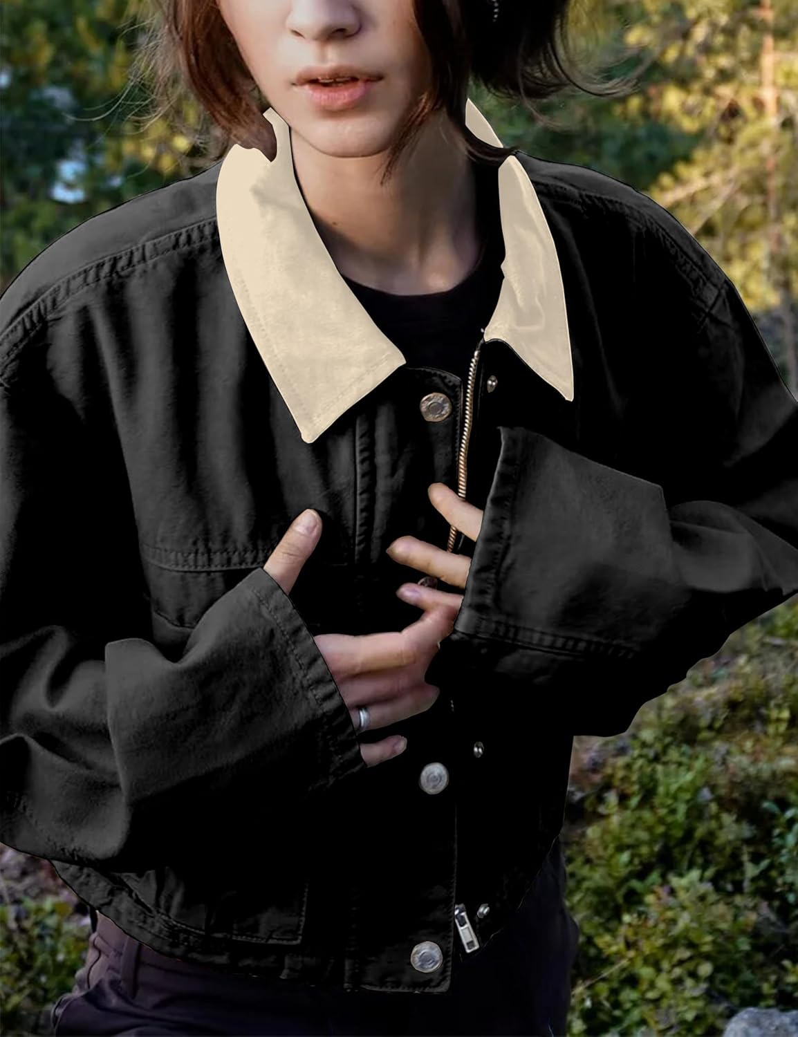 WOWULOVELY Womens Cropped Jacket Contrast Collar Utility Coat Button Down Lightweight Cargo Jacket Barn Jacket Outwear with Pockets(Black-M) - Image 2