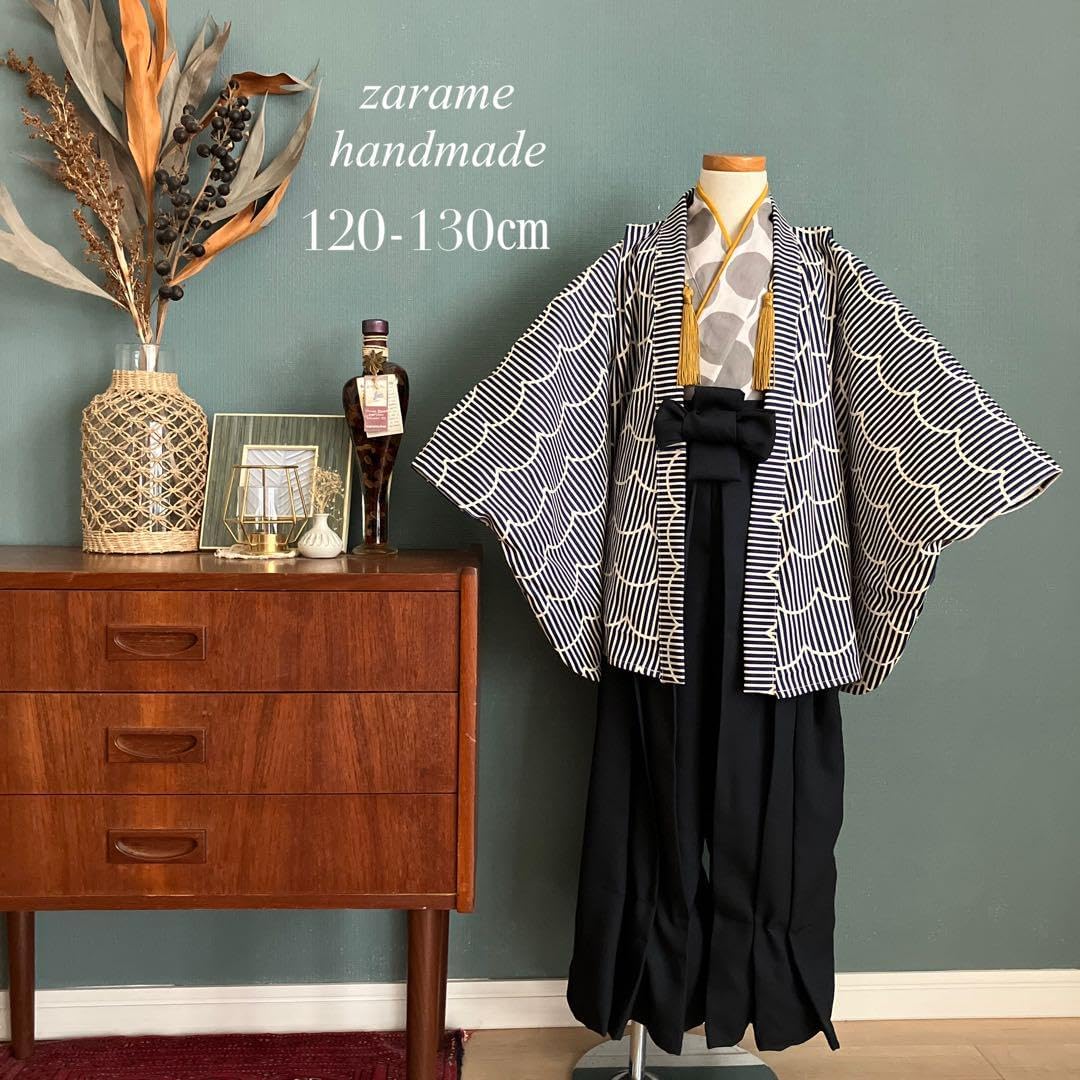 再販 各サイズ1着】 着物と袴 男の子 120-130㎝ 3歳 袴 男の子 再販 各サイズ1着】 着物と袴 男の子 120-130㎝ 3歳 袴 男の子