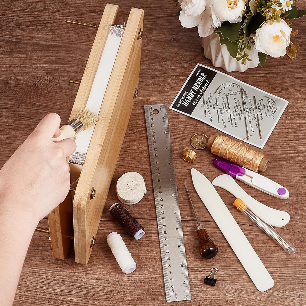 OLYCRAFT Kits de Reliure de Livres Fournitures de Reliure Ensemble D'Outils de Démarrage de Reliure de Livres avec Outil de Presse de Livre en Bois Tissu en Coton Règle en Tissu Dé à Coudre