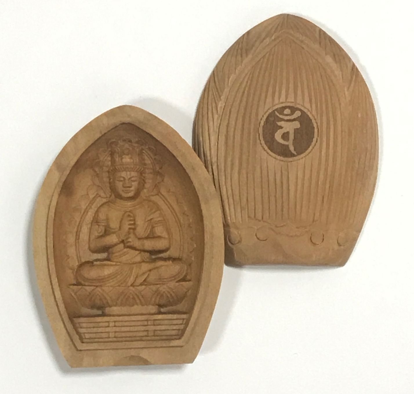 香合仏 大日如来 懐中仏 Amazon｜懐中仏 大日如来（未・申）守り本尊 柘植製 木彫り 仏像
