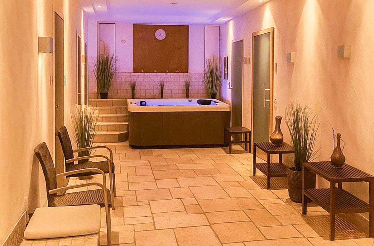 JOCHEN SCHWEIZER Geschenkgutschein: Hamam Mechernich (Premium Paket)