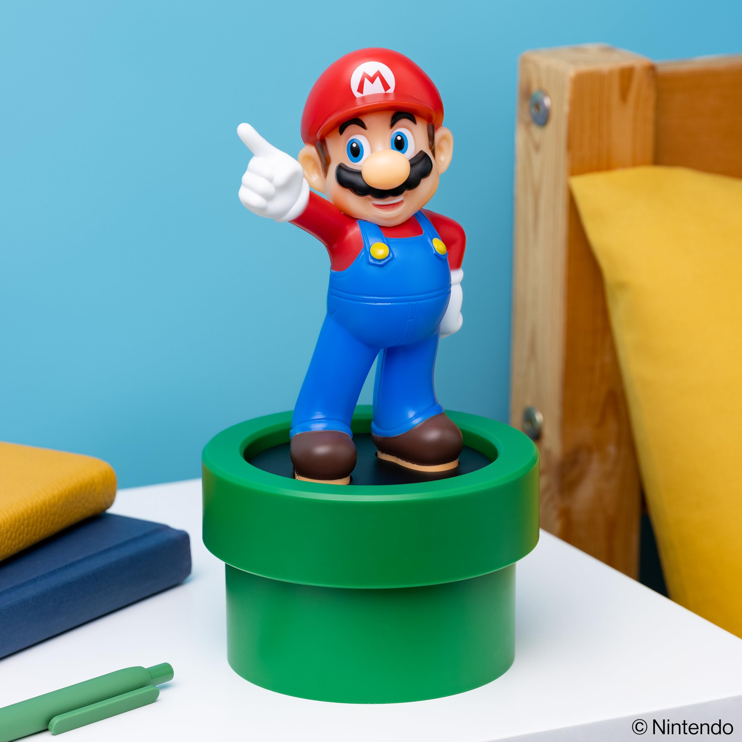 Lampa figurkowa Super Mario – oficjalnie licencjonowany produkt Nintendo z Mario, wystrój domu i biura, prezent dla graczy retro, zasilanie bateryjne | Paladone