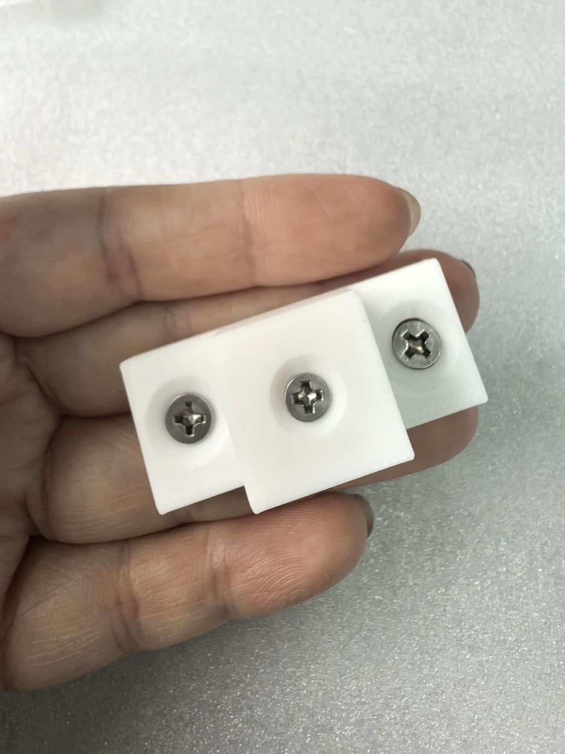 3/4" (19mm) Drawer Slide Plastic Side Spacer for Slide-Out Trays, White