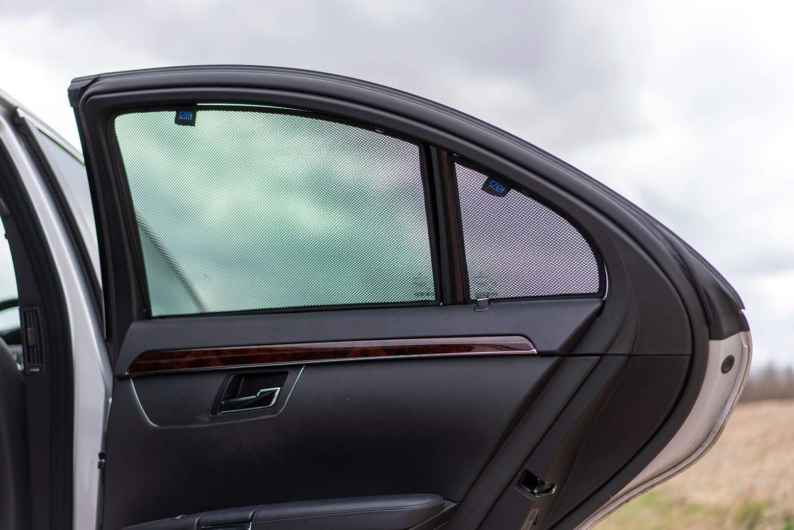 Zestaw osłon samochodowych kompatybilnych z Mercedes klasy S Sedan 2005-2013 (6 sztuk)