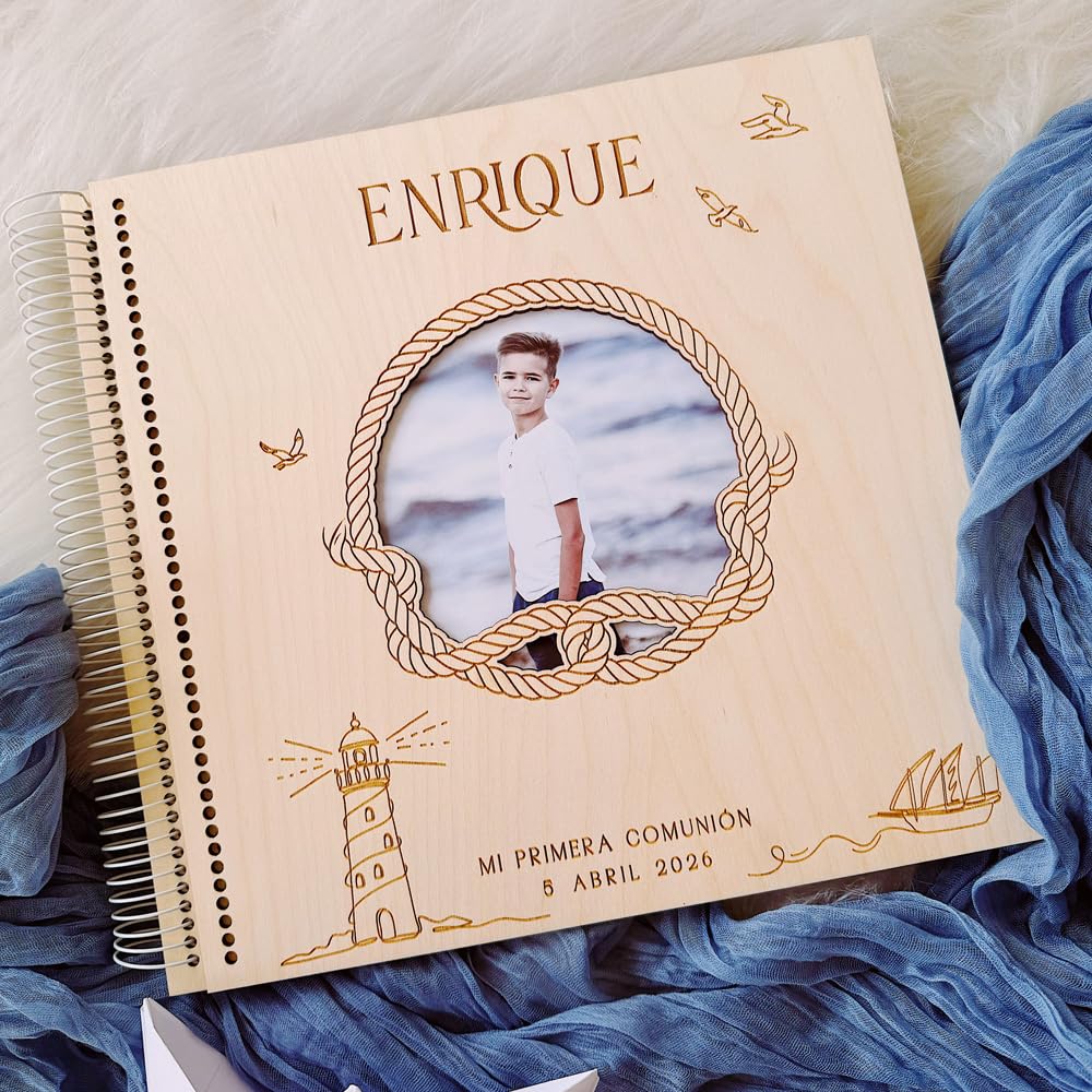 MONAMI - Libro de firmas Personalizado con Foto. Álbum Libro de firmas para Boda, comunión o Bautizo. Grabado en Madera de Abedul, 30 páginas. Realizado artesanalmente en España.