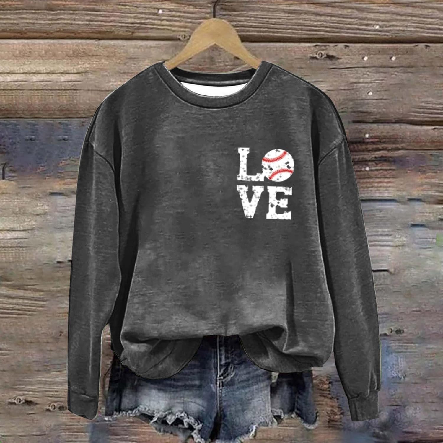 Heevina Baseball Mom Sweatshirt For Women Love Printed Crewneck Long Sleeve Pullover 2025 Tops