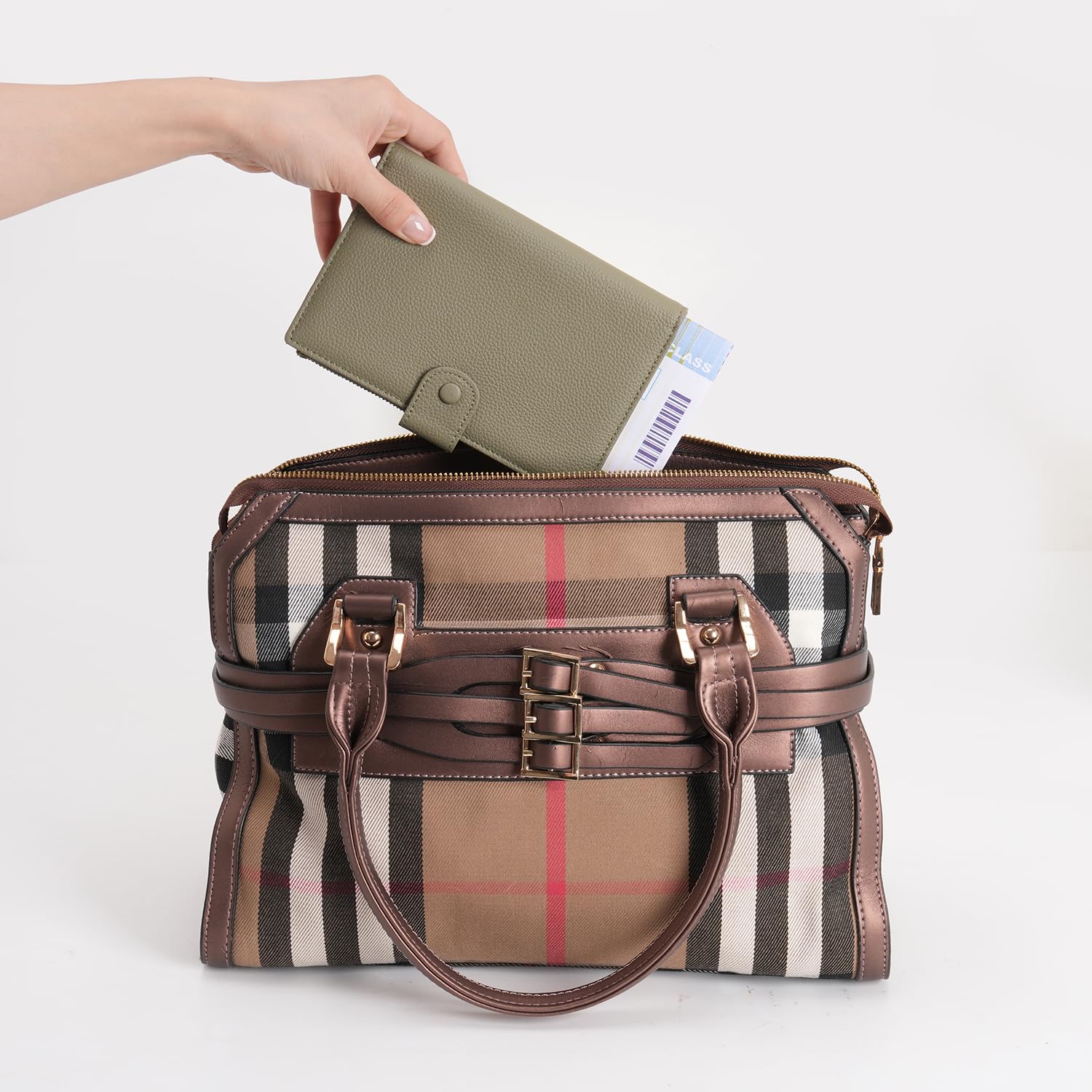 WASON Étui de Passeport Cuir Portefeuille Voyage Blocage RFID, Emplacement Passeport avec Poche à Fermeture éclair pour Carte d'identité Carte d'embarquement Billet Carte SD Essentiels Voyage (Vert)