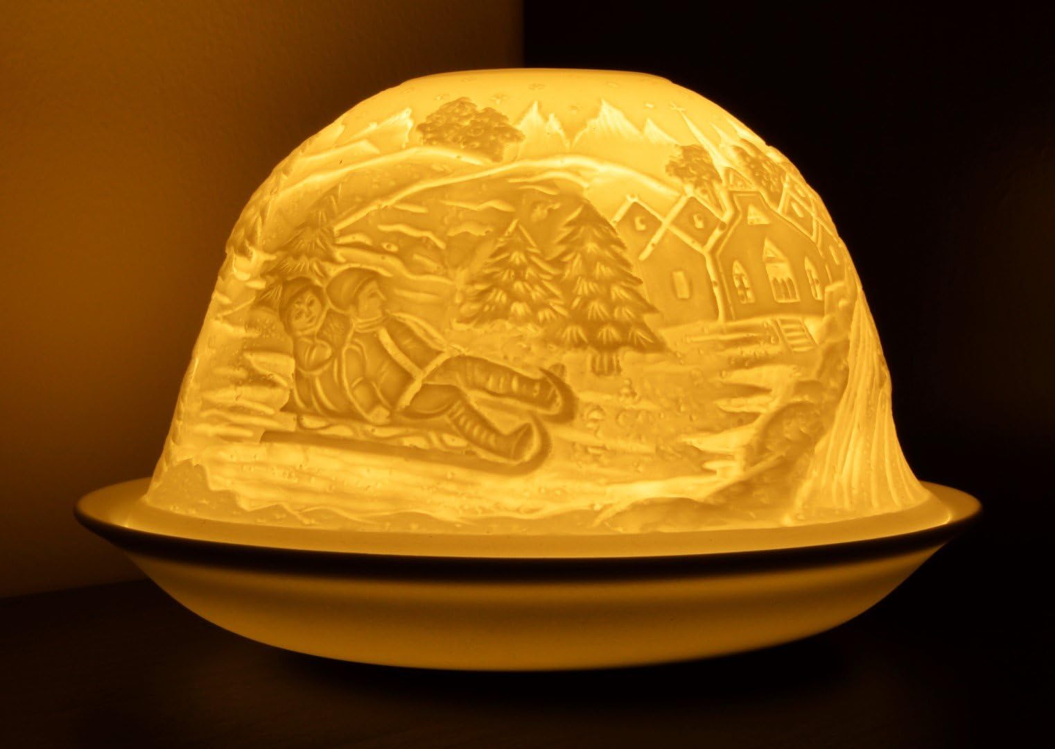 Porcelain Glow Christmas Scenes Tealight Candle Holder (Children Playing)