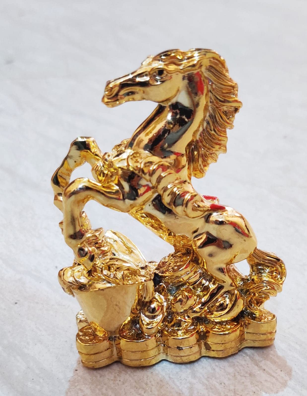 Anmol Vastu Fengshui Gifts Idols Product Stone Collection Feng Shui Golden Horse Statue Stepping on Feng Shui Ingot