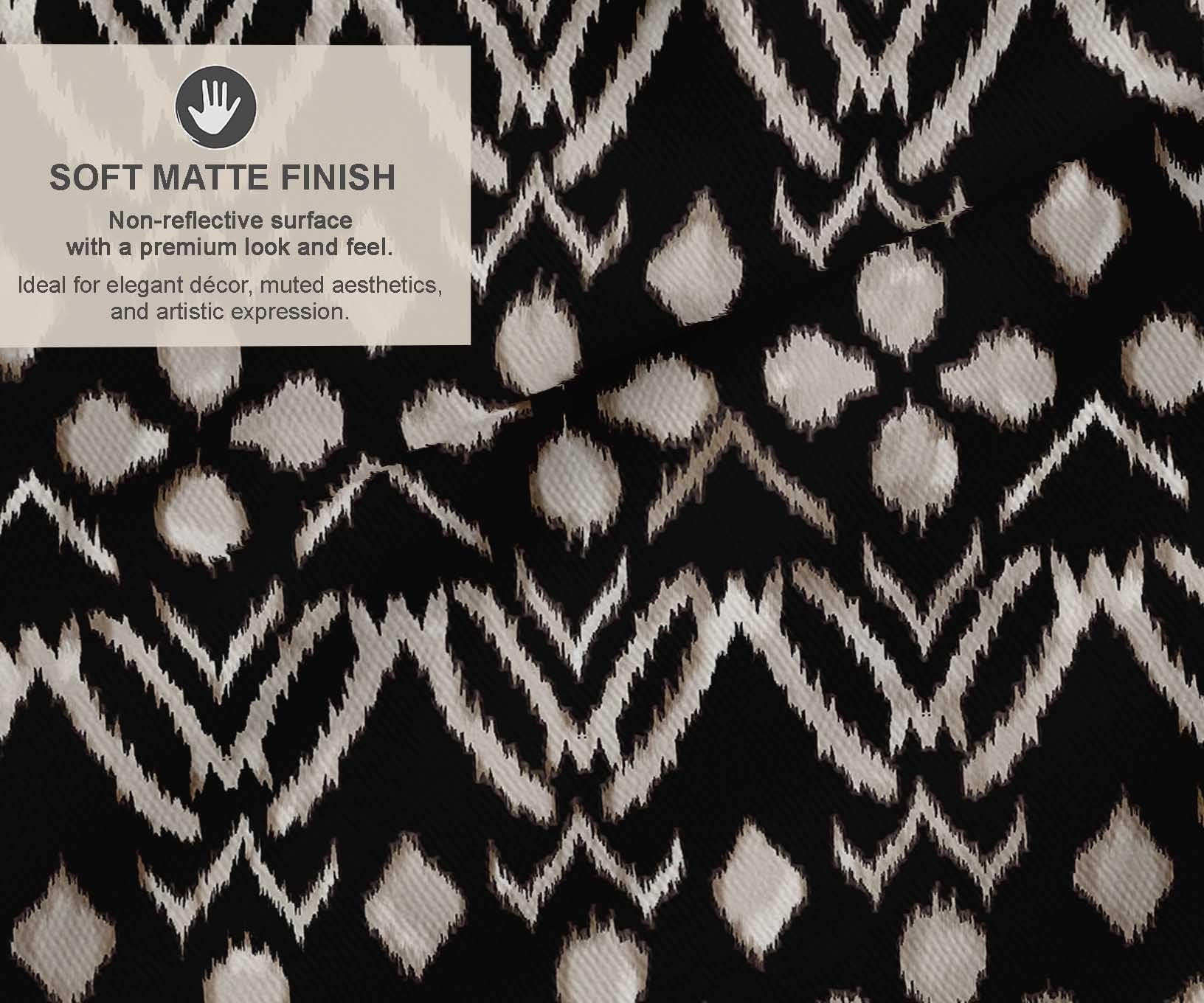 Soimoi Toile de coton imprimée | Ikat Design - Noir | 142 cm de large | Vendu au mètre | Tissu d'ameublement et de loisirs créatifs très résistant