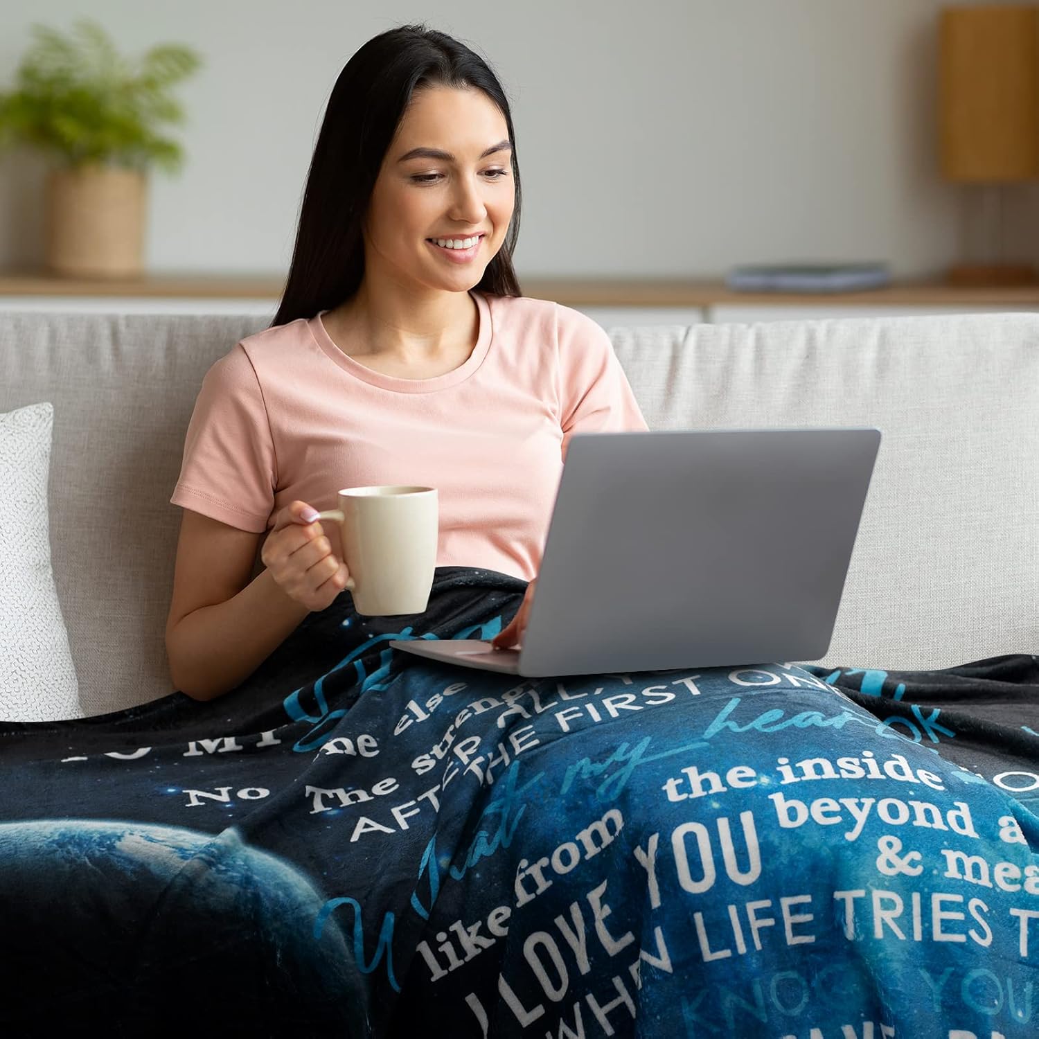 Givetoyou Gift for My Daughter Blanket from Mom as Birthday Present I Love You Letter to Her, Ultra-Soft Flannel Fleece Light Weight Bed Throw (60x50'', Daughter Gift) - Image 3