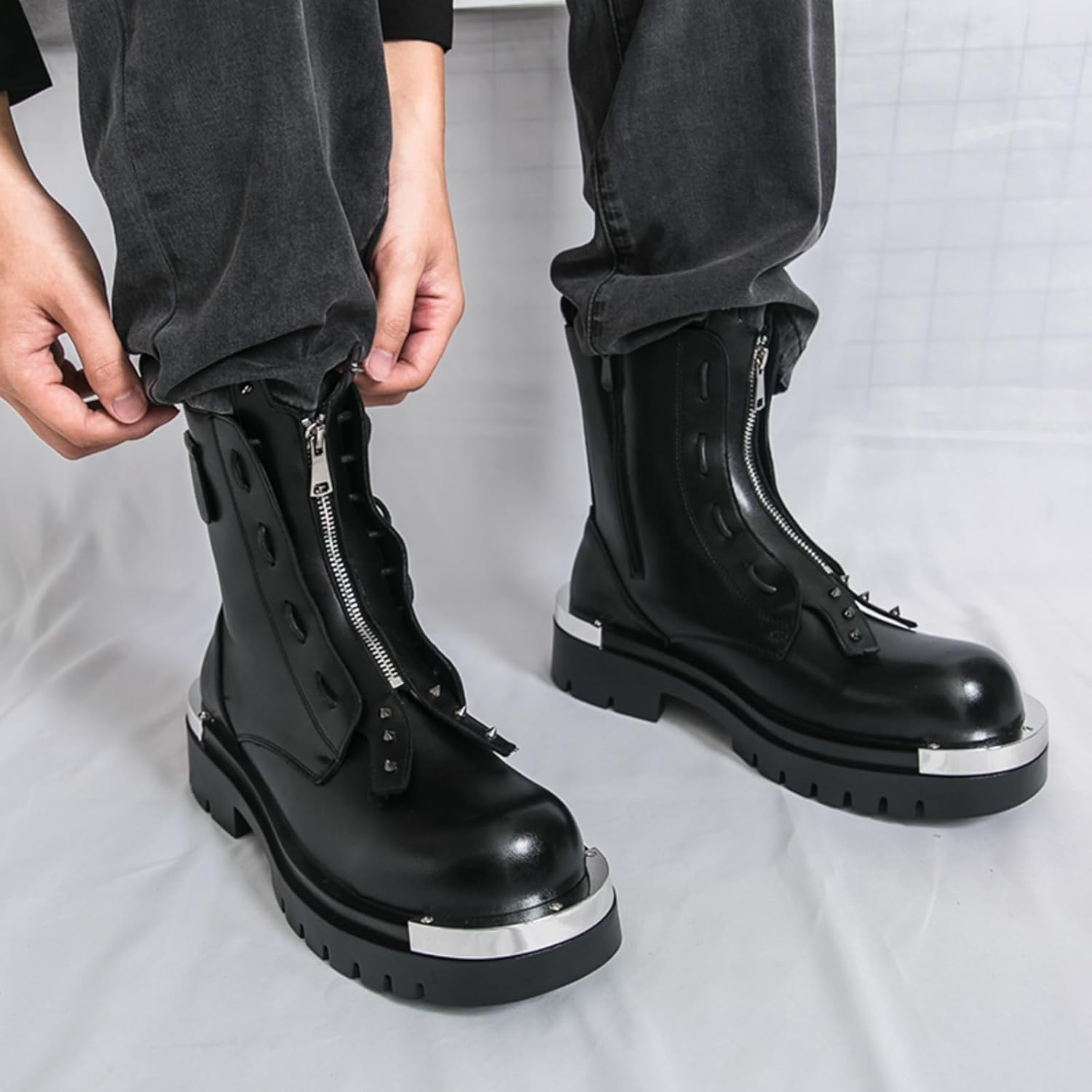 Men's Leather Motorcycle Platform Boots Black Side Zipper Round Toe High Top Chunky Gothic Punk Boots Comfort Lightweight Non-Slip for Daily Riding Casual Wear Party Walking Work Night Out
