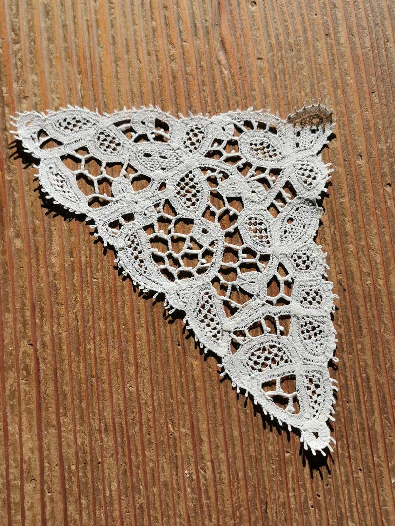 Amazon.co.jp: アンティーク ボビンレース刺繍ドイリー ベルギー