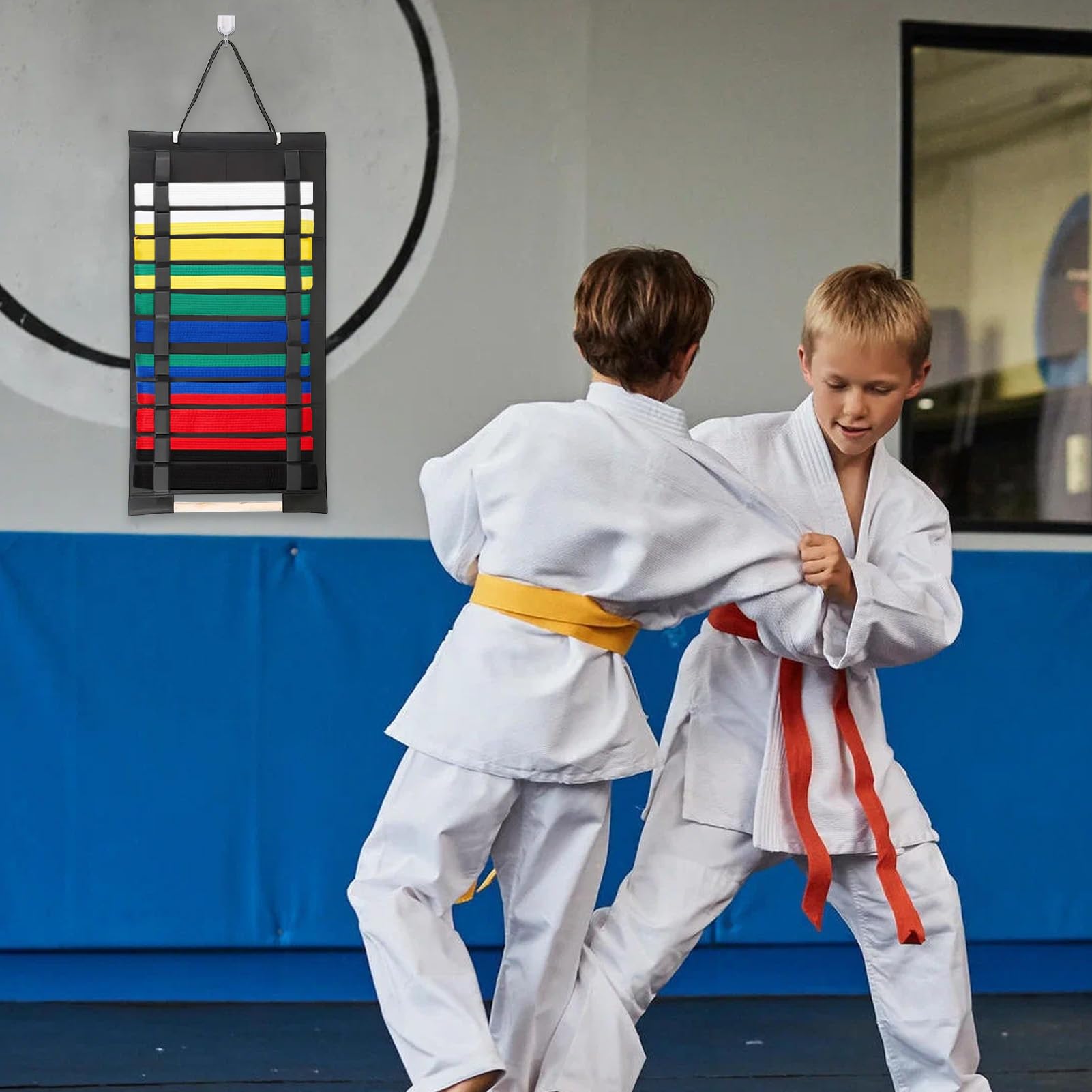 Expositor para Cinturones de Artes Marciales - Organizador de Fieltro para Cinturones de Jujutsu - Estante De Almacenamiento De Pared, Accesorios Para Artes Marciales En Puertas De Armario Y Dormitori