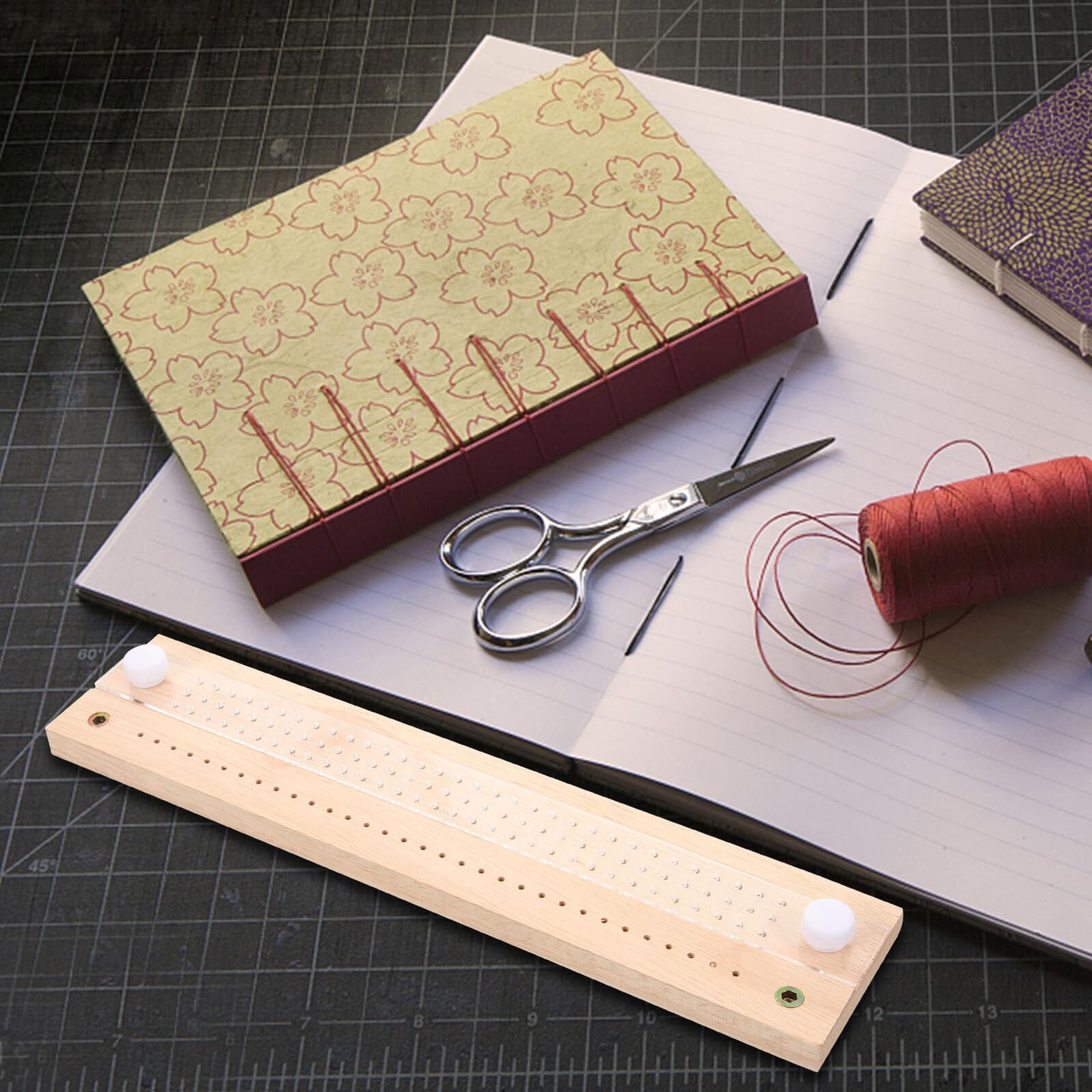 Healeved Kit di Rilegatura Libri Fai da Te Strumento di Perforazione Regolabile Aghi da Cucito e Spilli per Rilegatura Manuale di Diari e Quaderni Forniture per Artigianato Carta