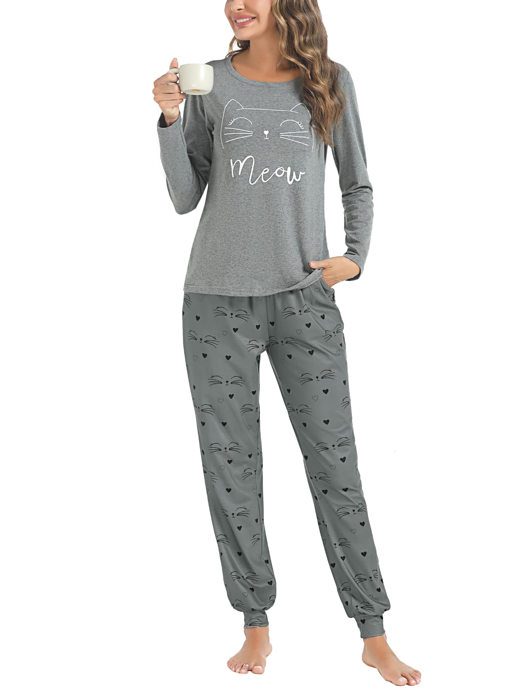 Sykooria Schlafanzug Damen Lang aus Baumwolle mit Print | Zweiteiliges Pyjama Set mit Langarm-Oberteil, Kontrastkante und langer Pyjamahose für Nacht und Zuhause.