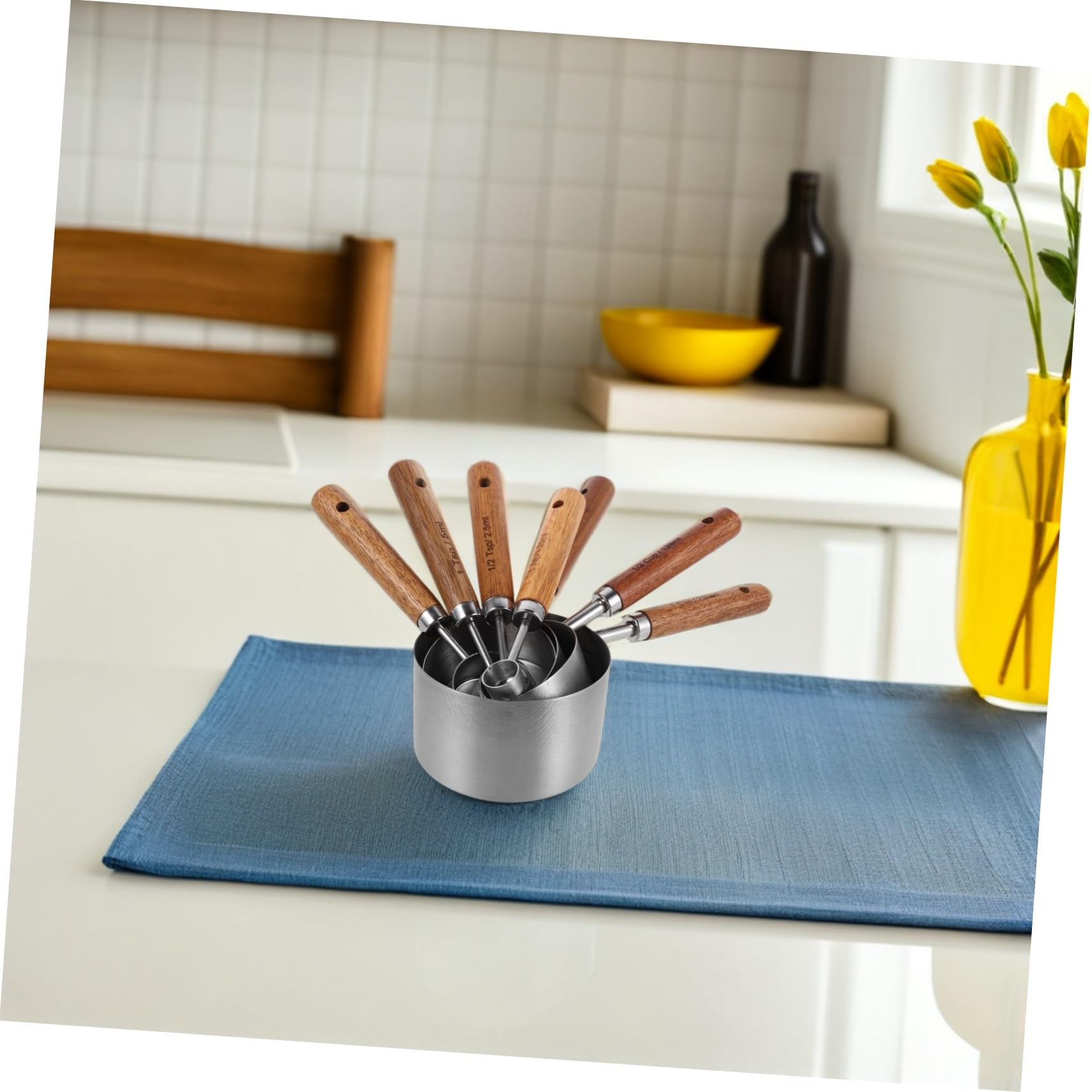 Cuillères et Tasses à Mesurer Poignée en Bois Set de 8 en Acier Inoxydable et Entretien Facile Mesures Précises Pâtisserie Professionnelle