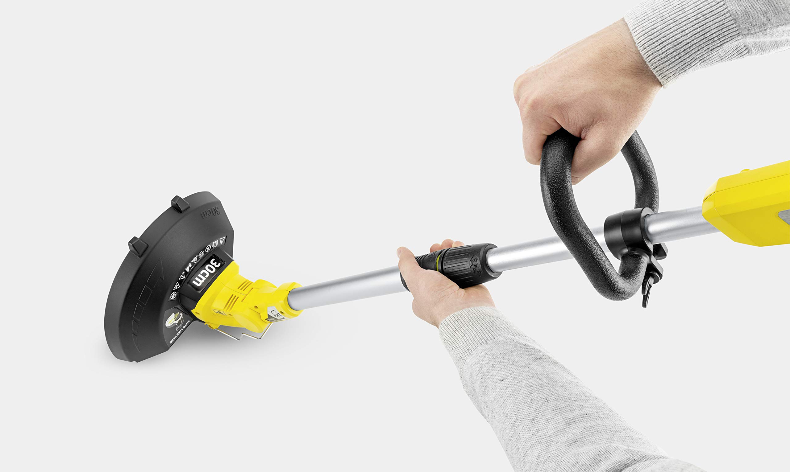 Kärcher Juego de baterías LTR 18-30 de 18 V, Incluye batería de 18 V y Cargador rápido, Rendimiento: 350 m, Velocidad de Corte: 7800 RPM, diámetro de Corte: 30 cm, diámetro de Rosca: 1,6 mm