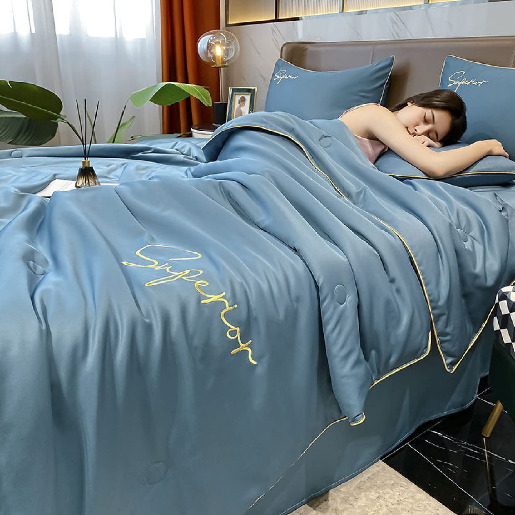 Amazon｜肌掛けふとん 150*200 夏用肌掛け布団 光沢 （SCTX） 掛け布団